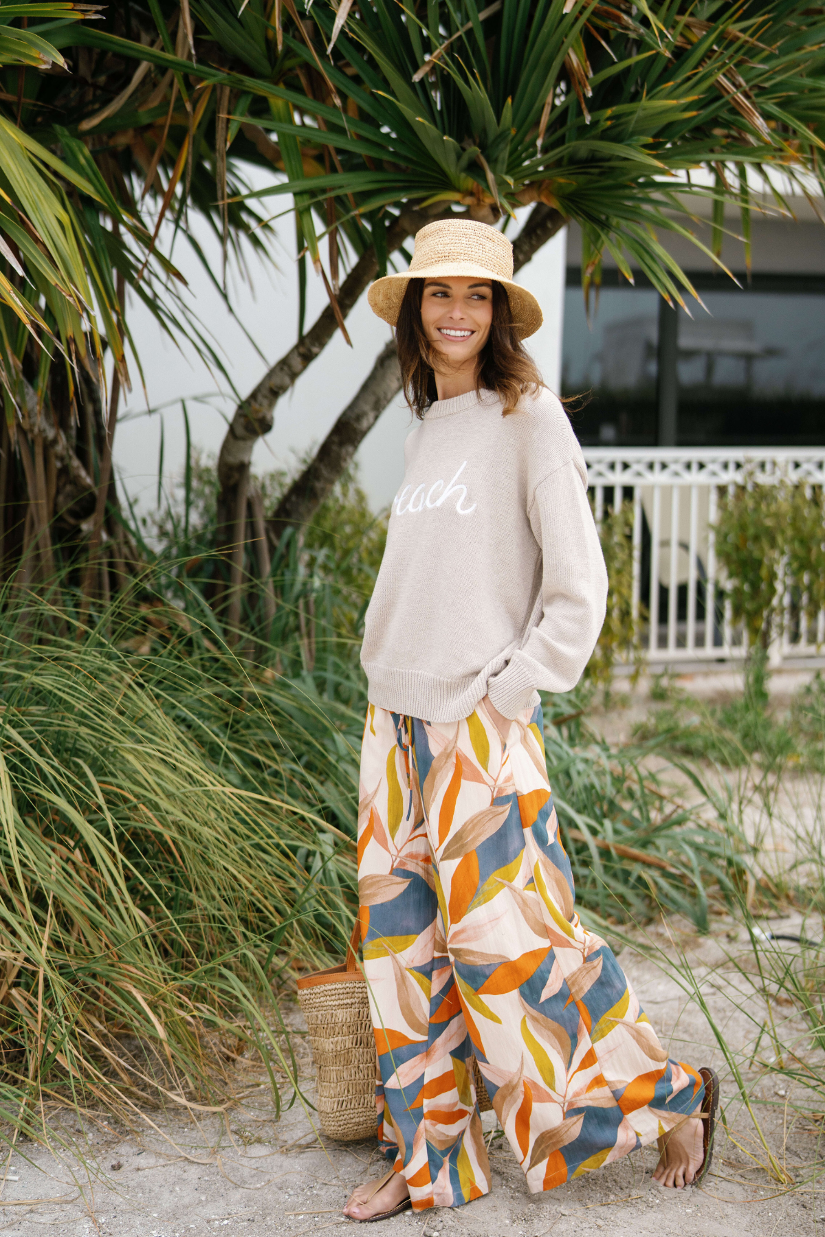 Dress Forum Palm Printed Wideleg Pants