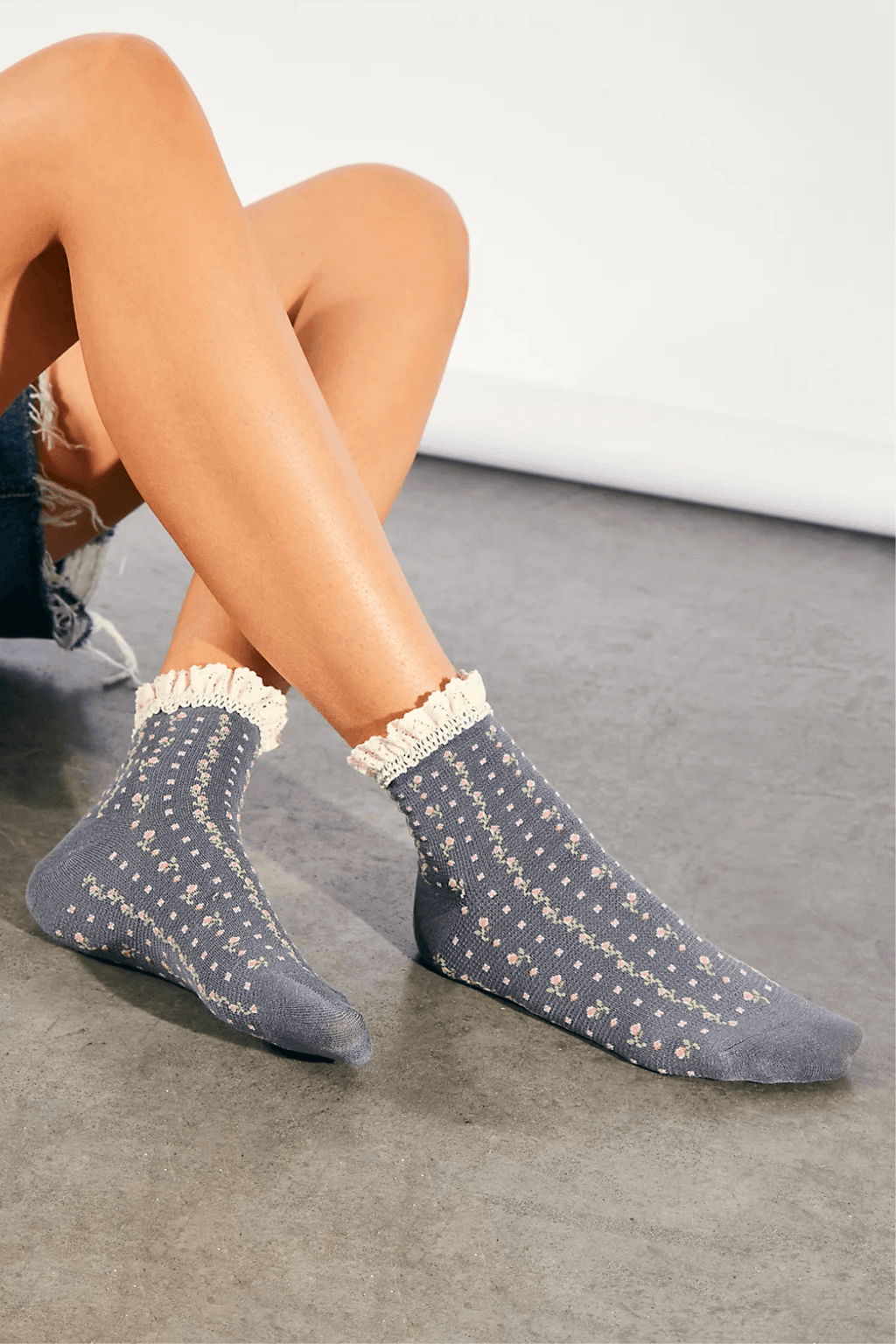 Free People Rosebud Waffle Knit Ankle Socks