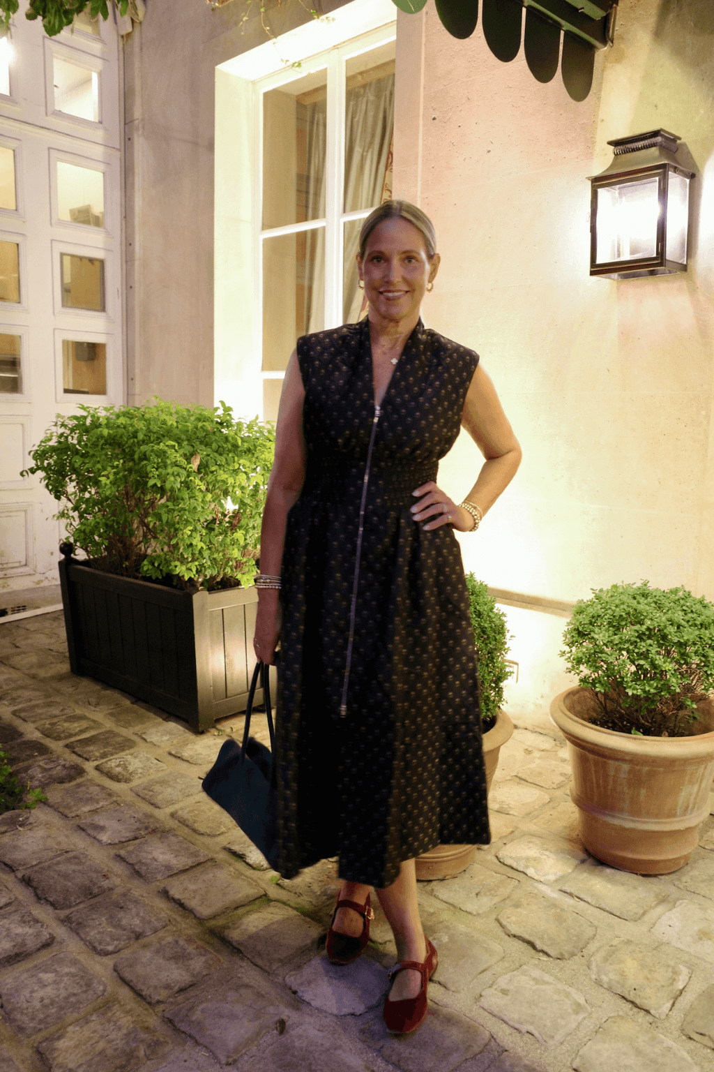 Fate V neckline Front Zip Midi Dress