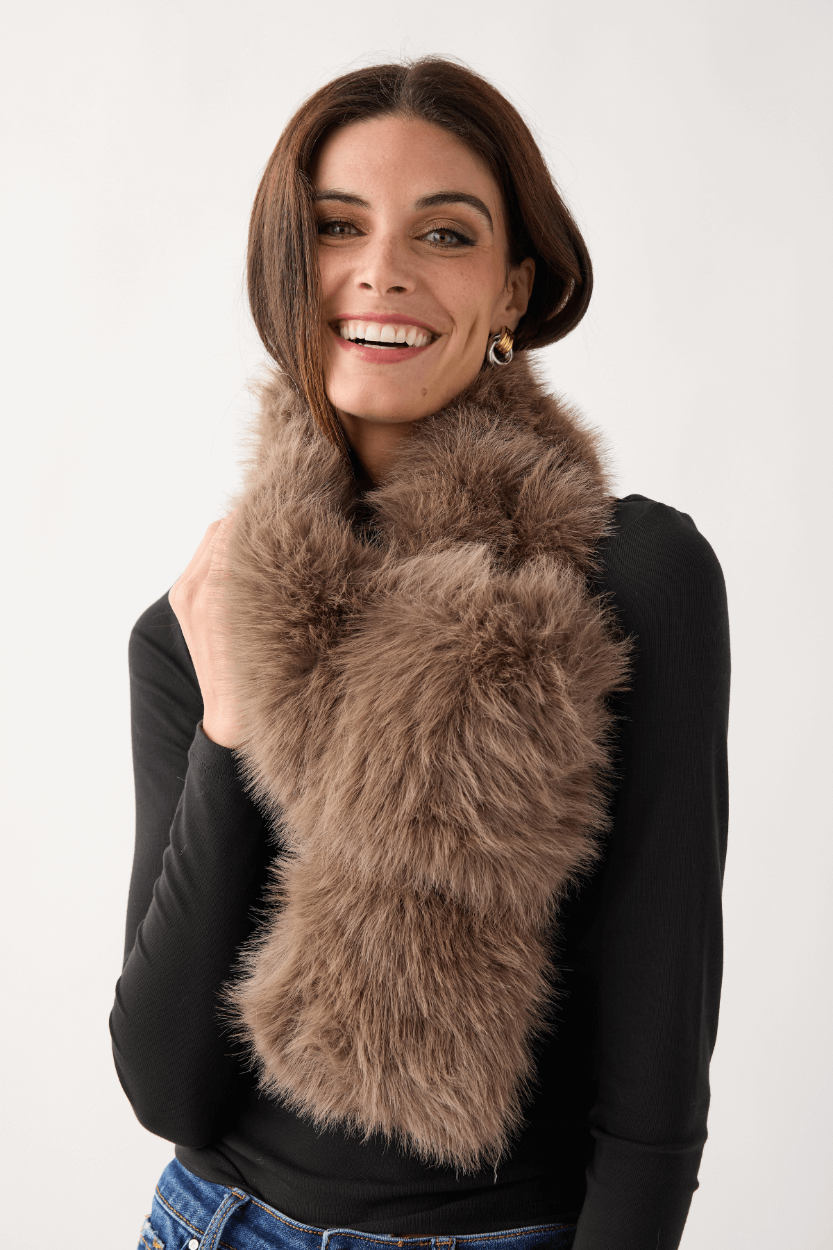 Look By M Sacha Keyhole Scarf