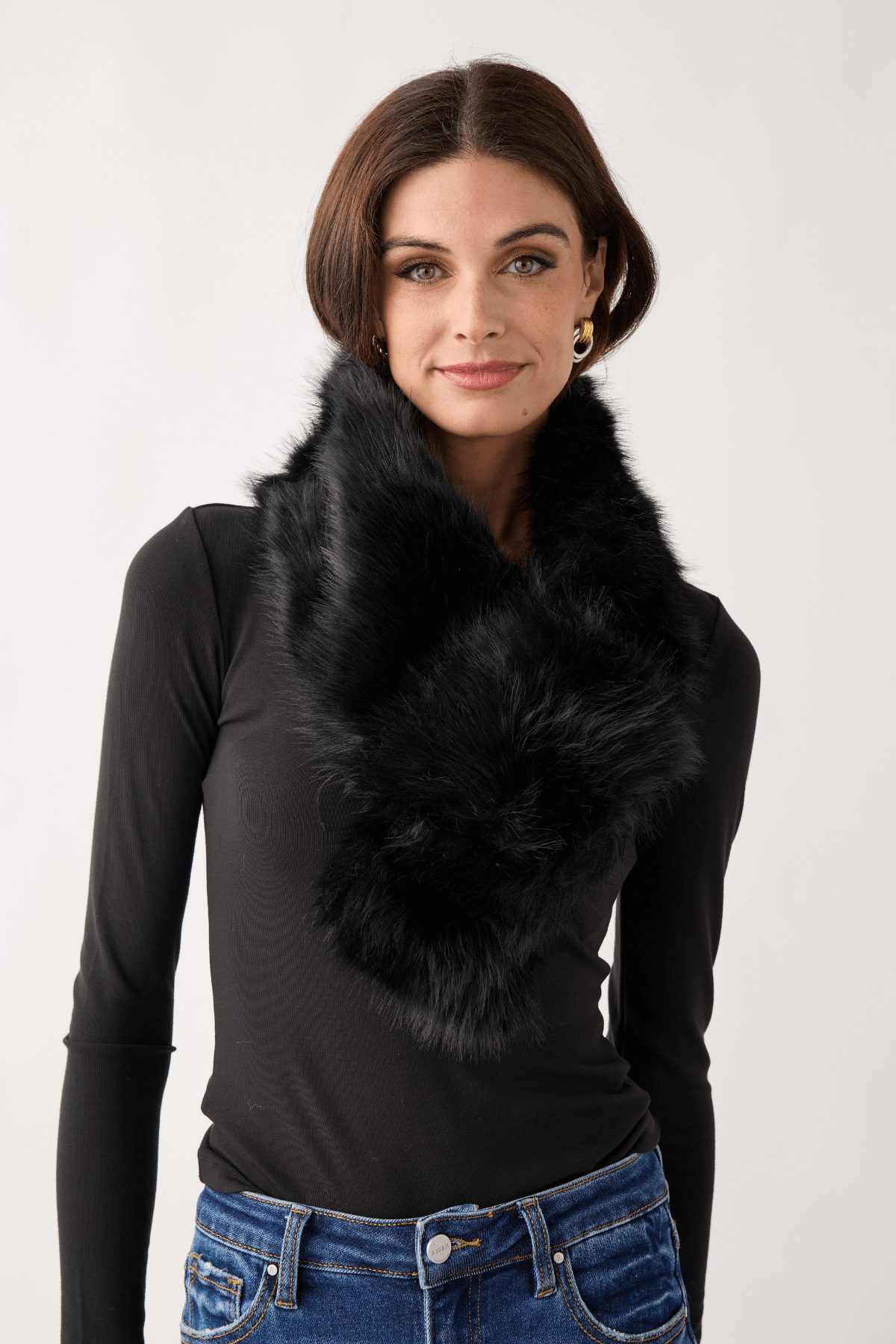 Look By M Sacha Keyhole Scarf