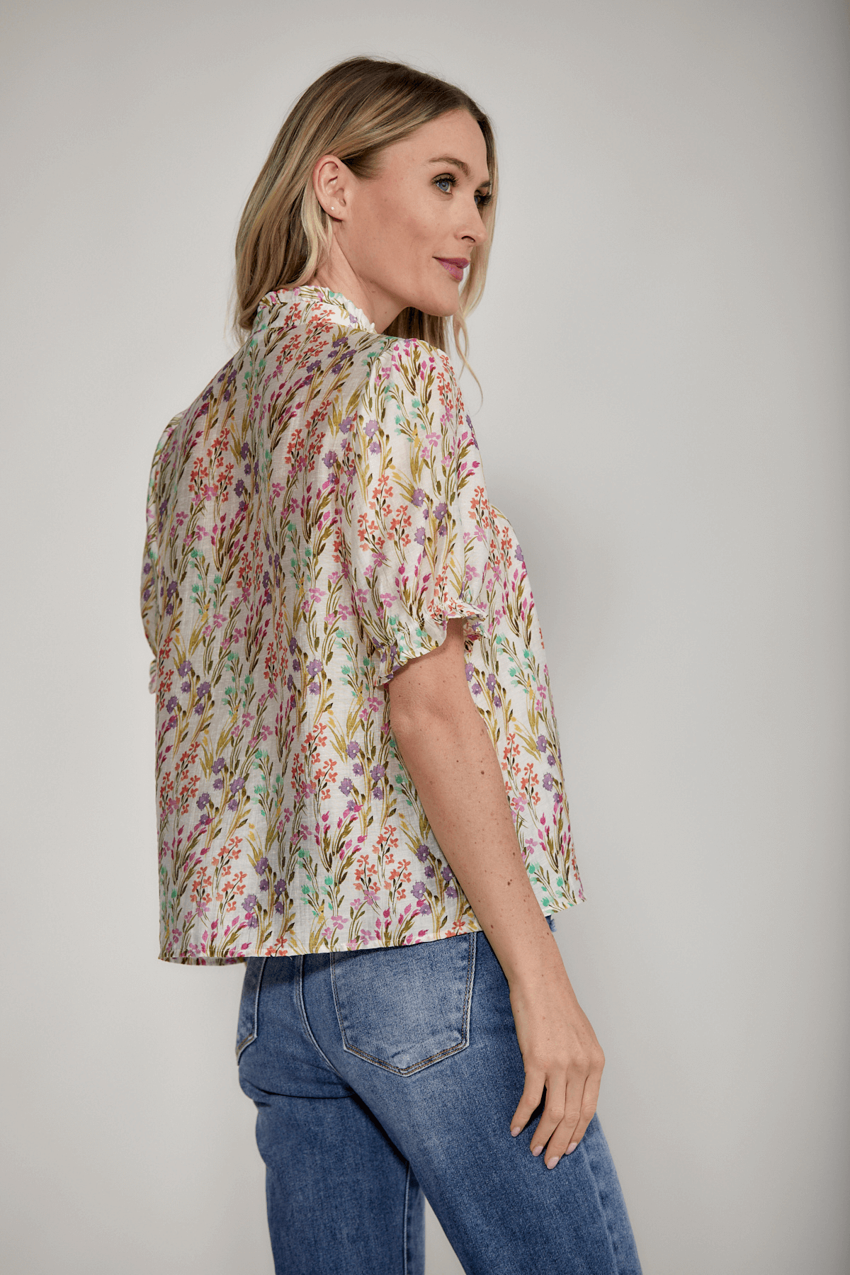 THML Splitneck Puff Sleeve Floral Top
