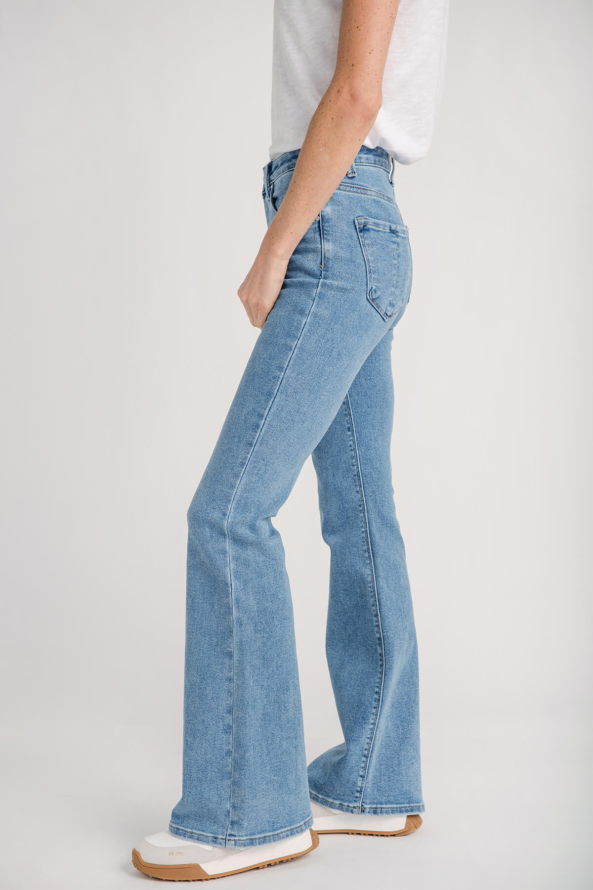 Vale Denim Women's slim fit flared jeans: for sale at 23.99€ on  Mecshopping.it