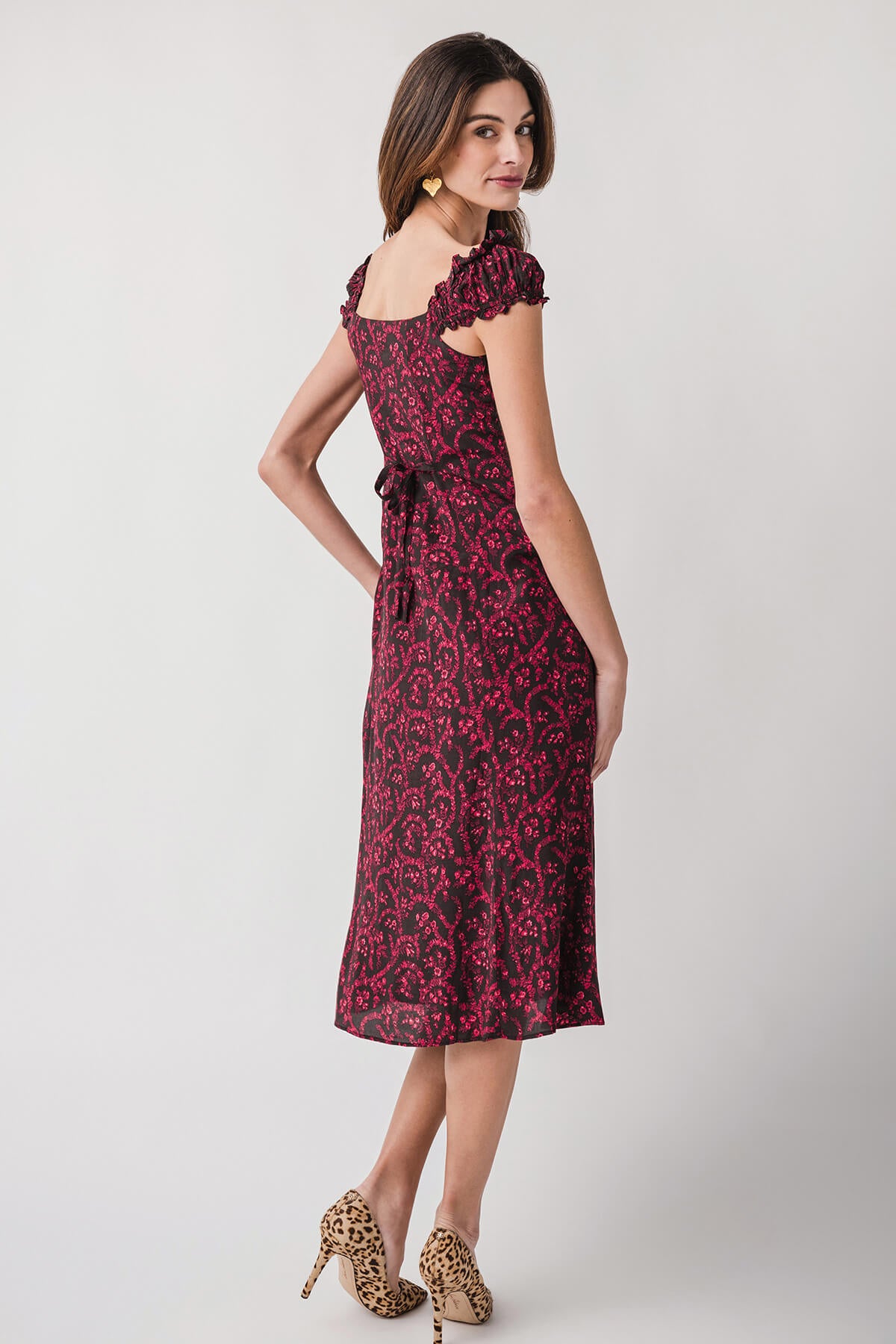 olivaceous off the shoulder dress Olivaceous off the shoulder dress M (8-10)