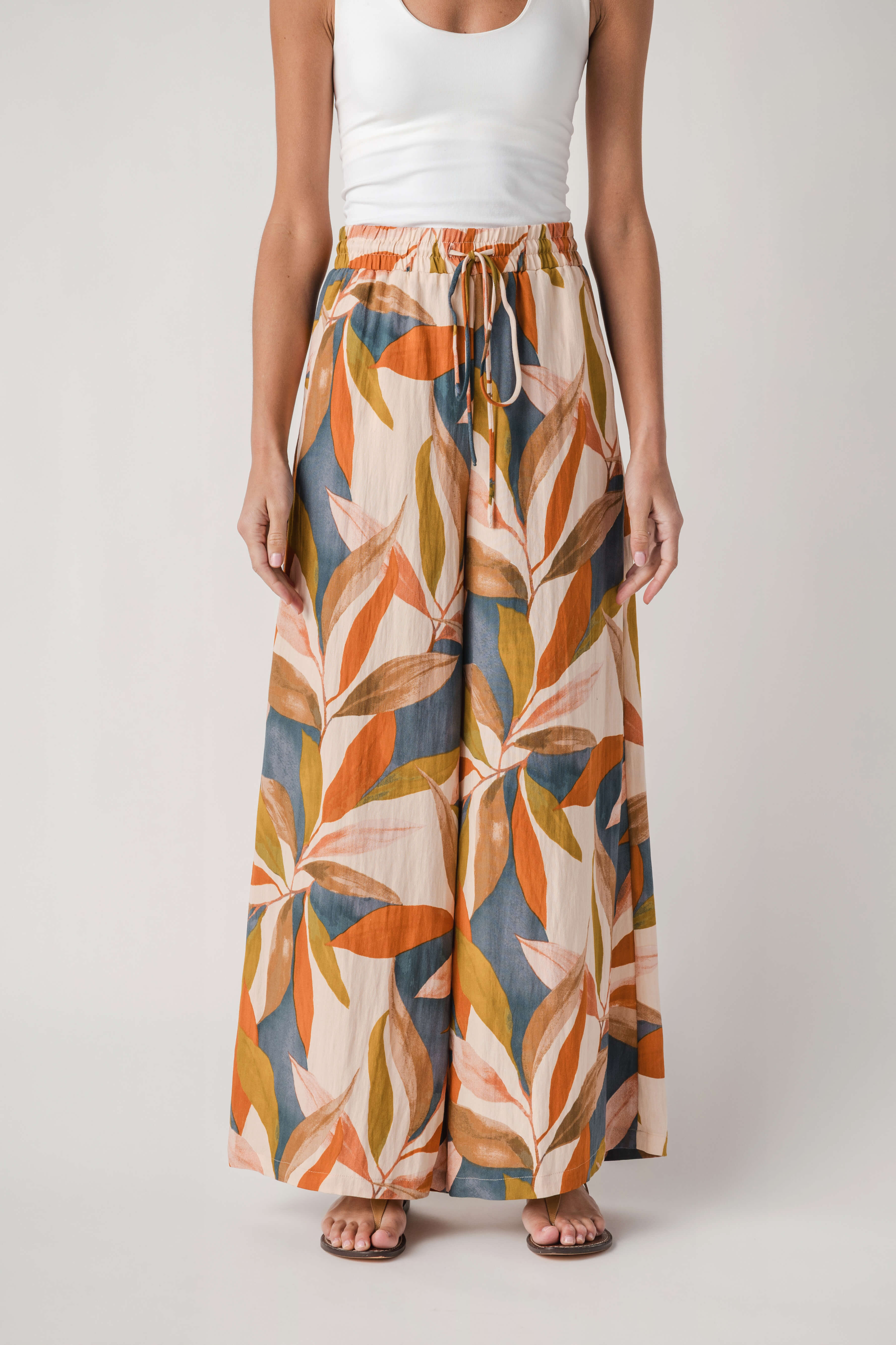 Dress Forum Palm Printed Wideleg Pants Persimmon Blue / Medium Dress Forum Palm Printed Wideleg Pants Persimmon Blue / Medium