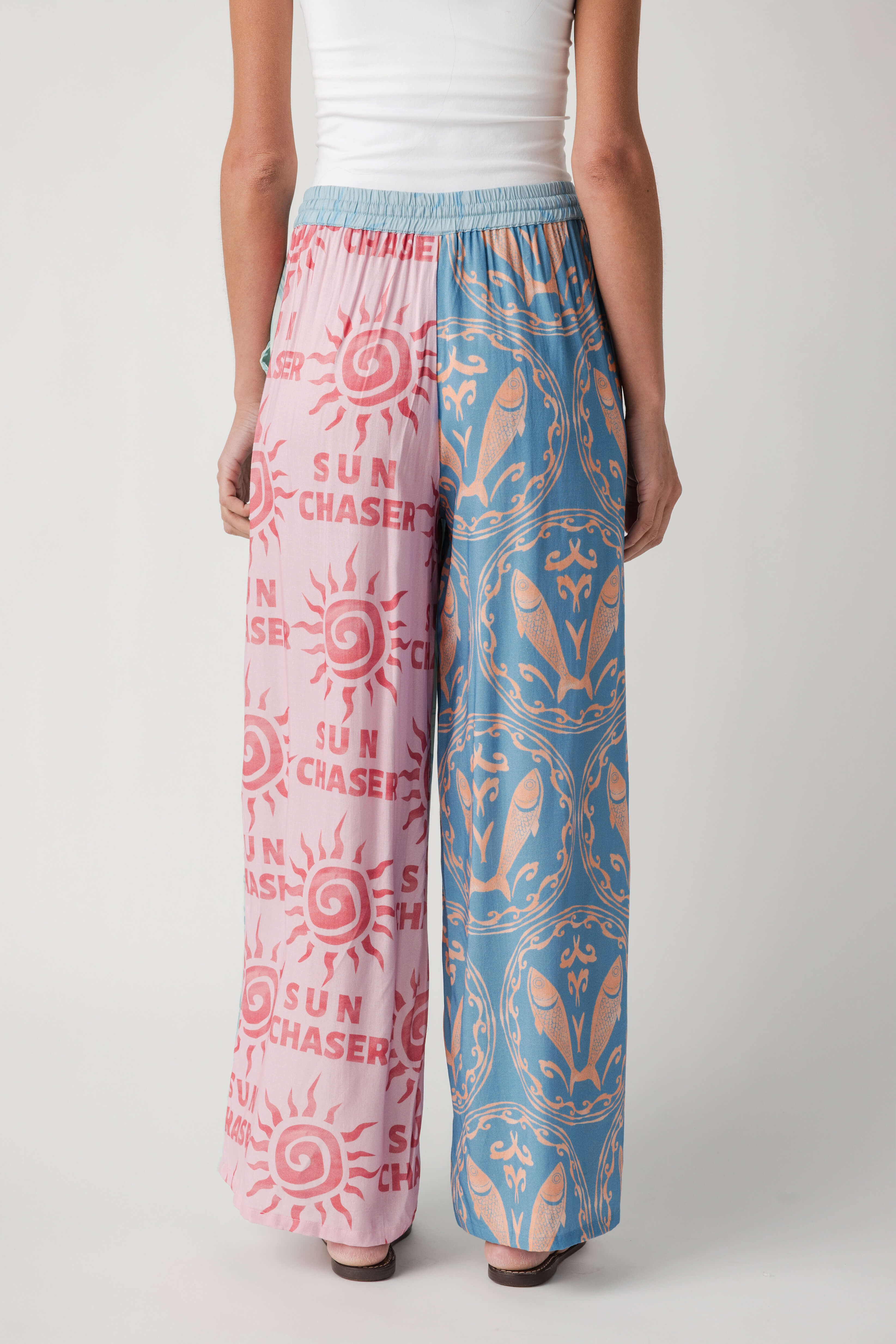 【PANTARHEY】MURAL GYPSY PANTS Surf Gypsy Sun Chaser Mix Print Pant – Social Threads