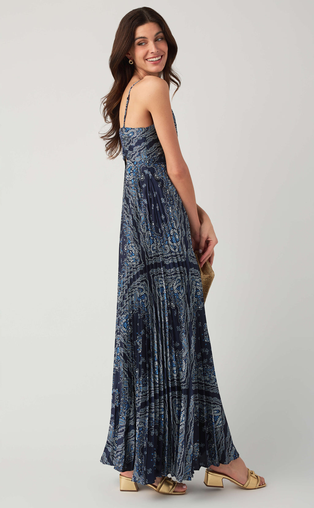 Skies Are Blue Bandana Print Sleeveless Dress – Social Threads