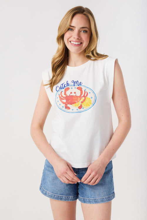 Skies Are Blue Catch Me Crab Graphic T Shirt