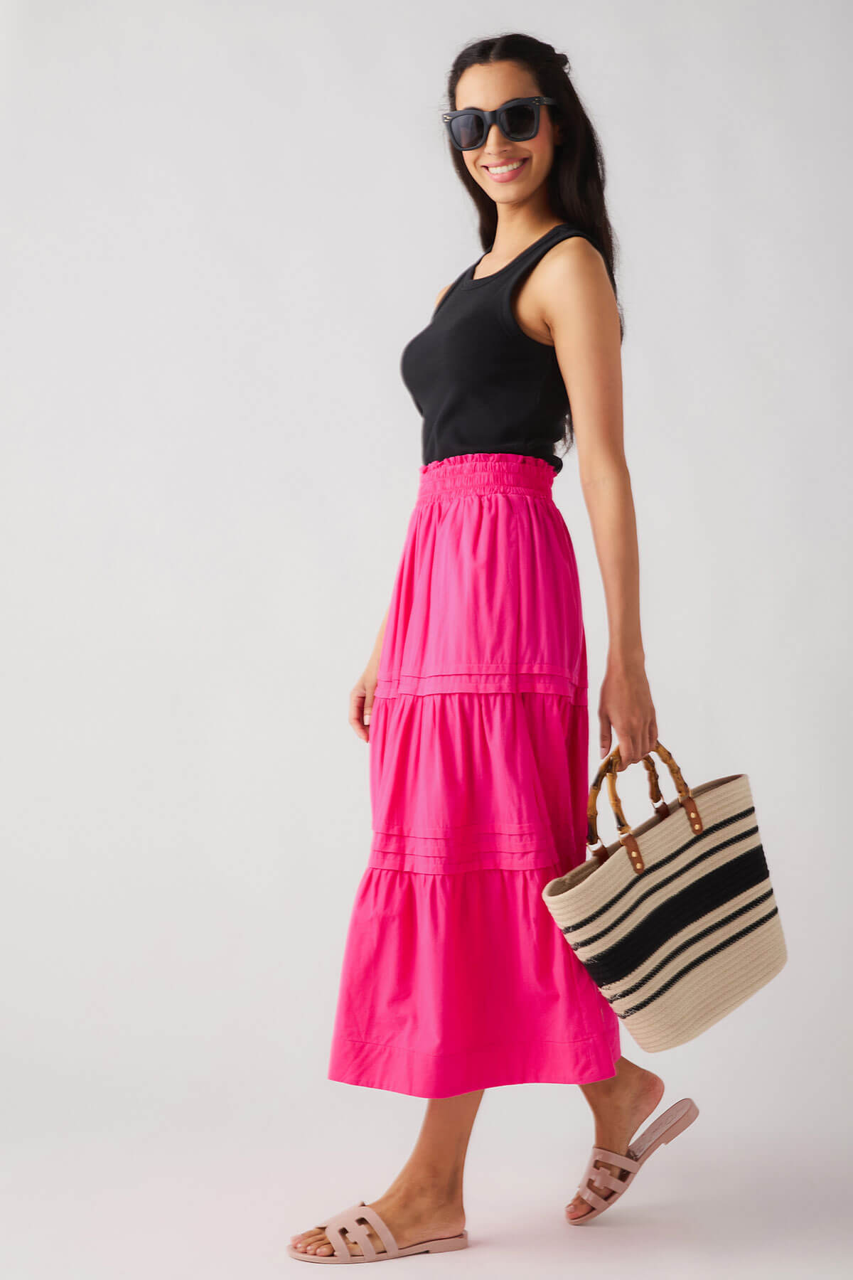 Eesome Solid Tiered Maxi Skirt