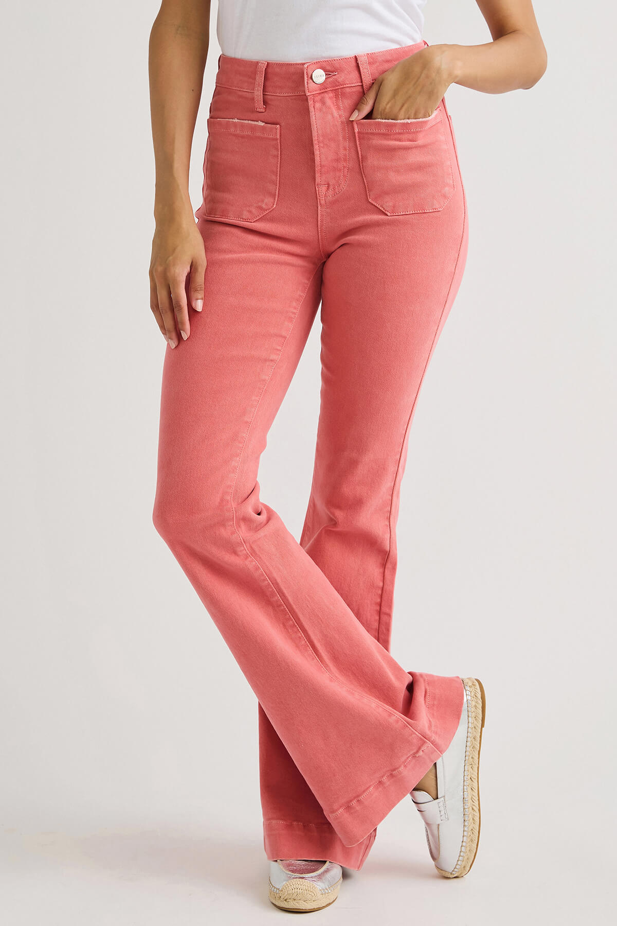 Risen Sedona Peach Blossom Patch Pocket Jeans – Social Threads