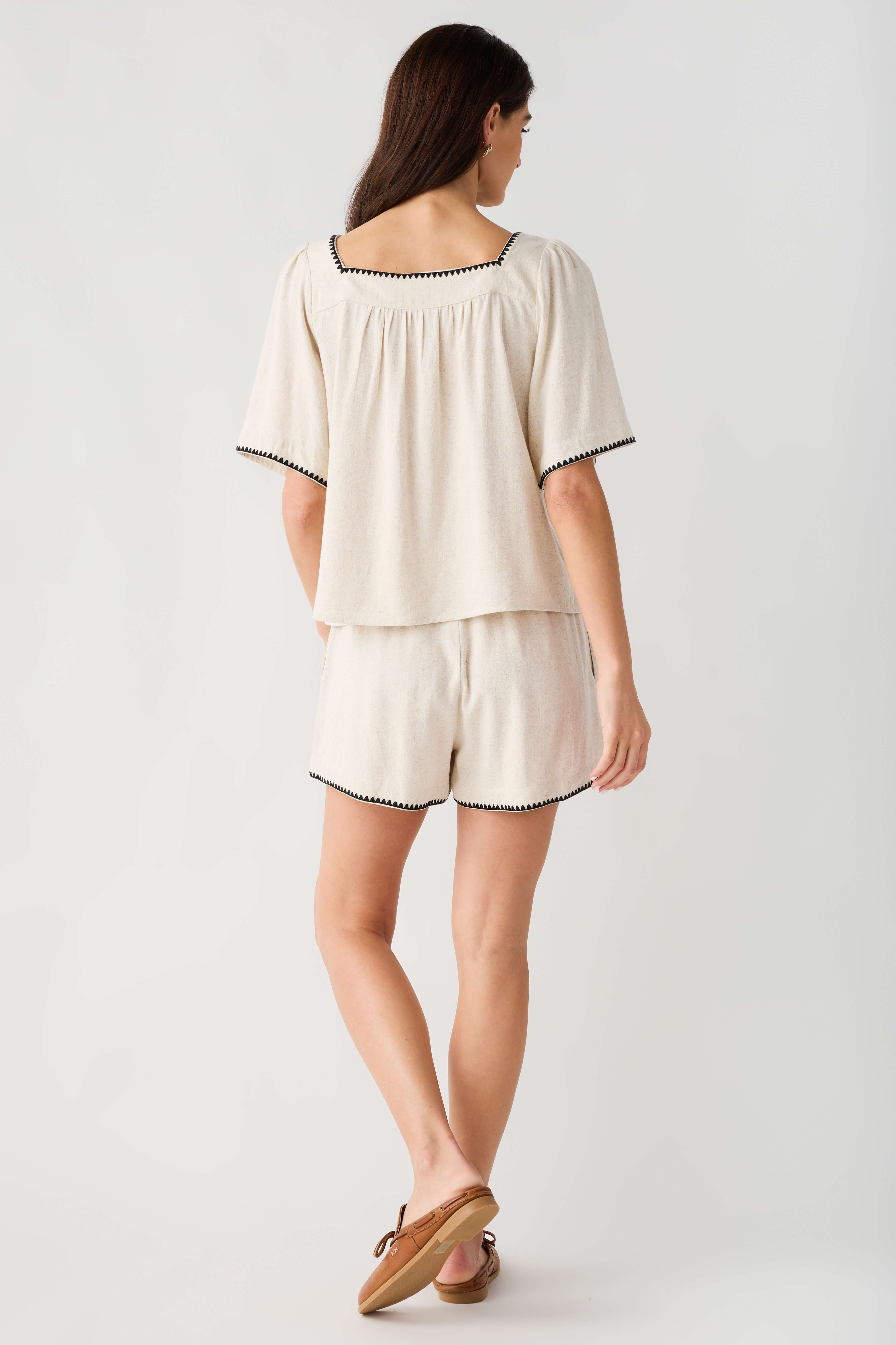 Fun2Fun Embroidered Detail Short Set