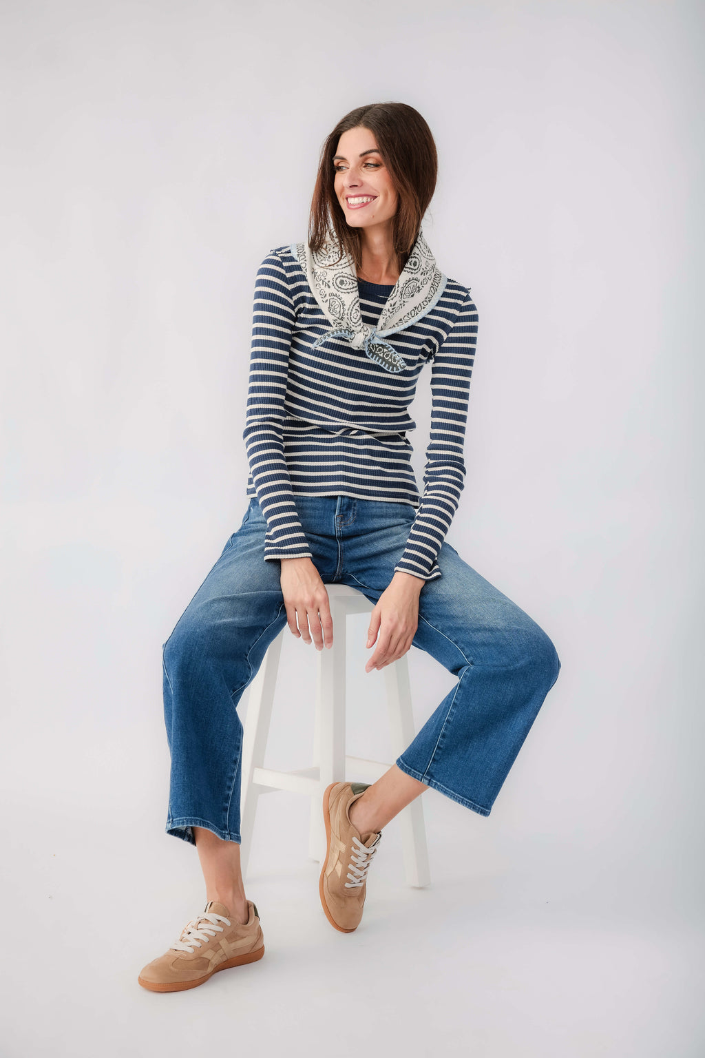 Long-sleeve striped thermal top with crew neck, navy and white stripes