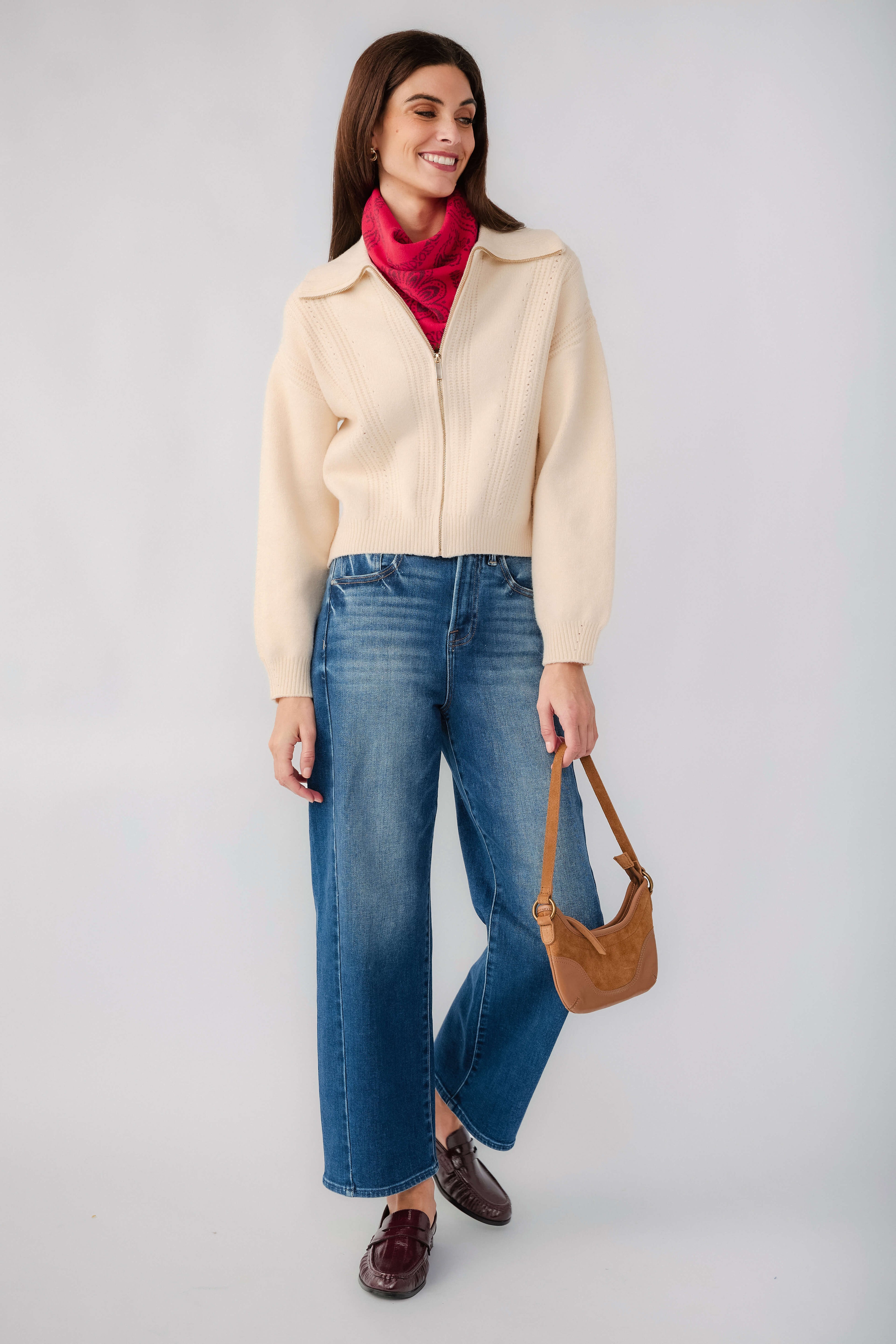 Chalk knit zip-front cardigan with stand collar, ribbed hem and sleeves