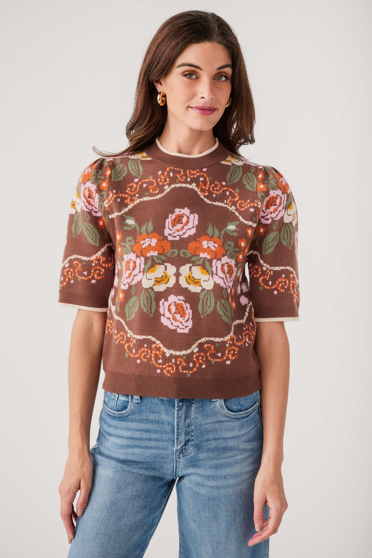 Brown floral knit sweater top with short sleeves and crew neck