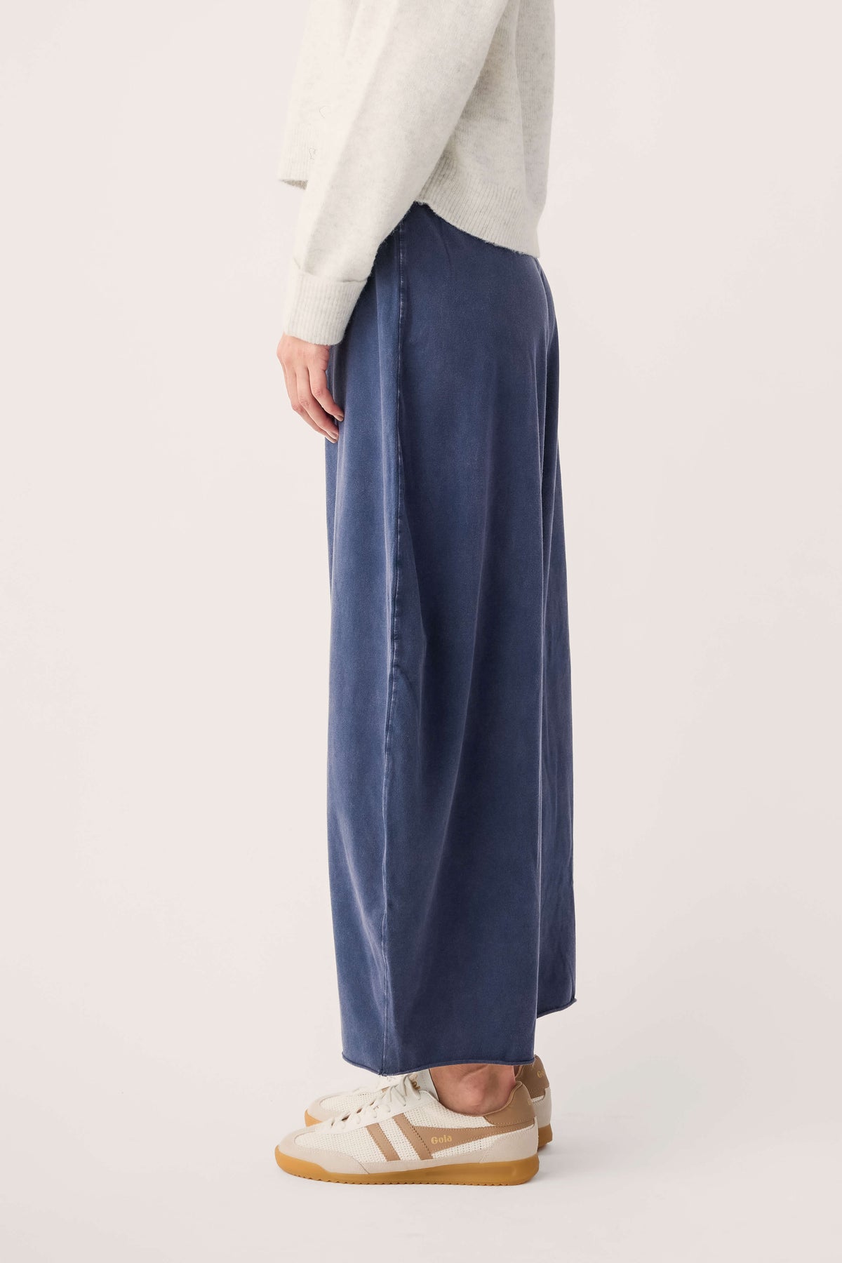 Navy wide-leg easy pants with elastic waistband