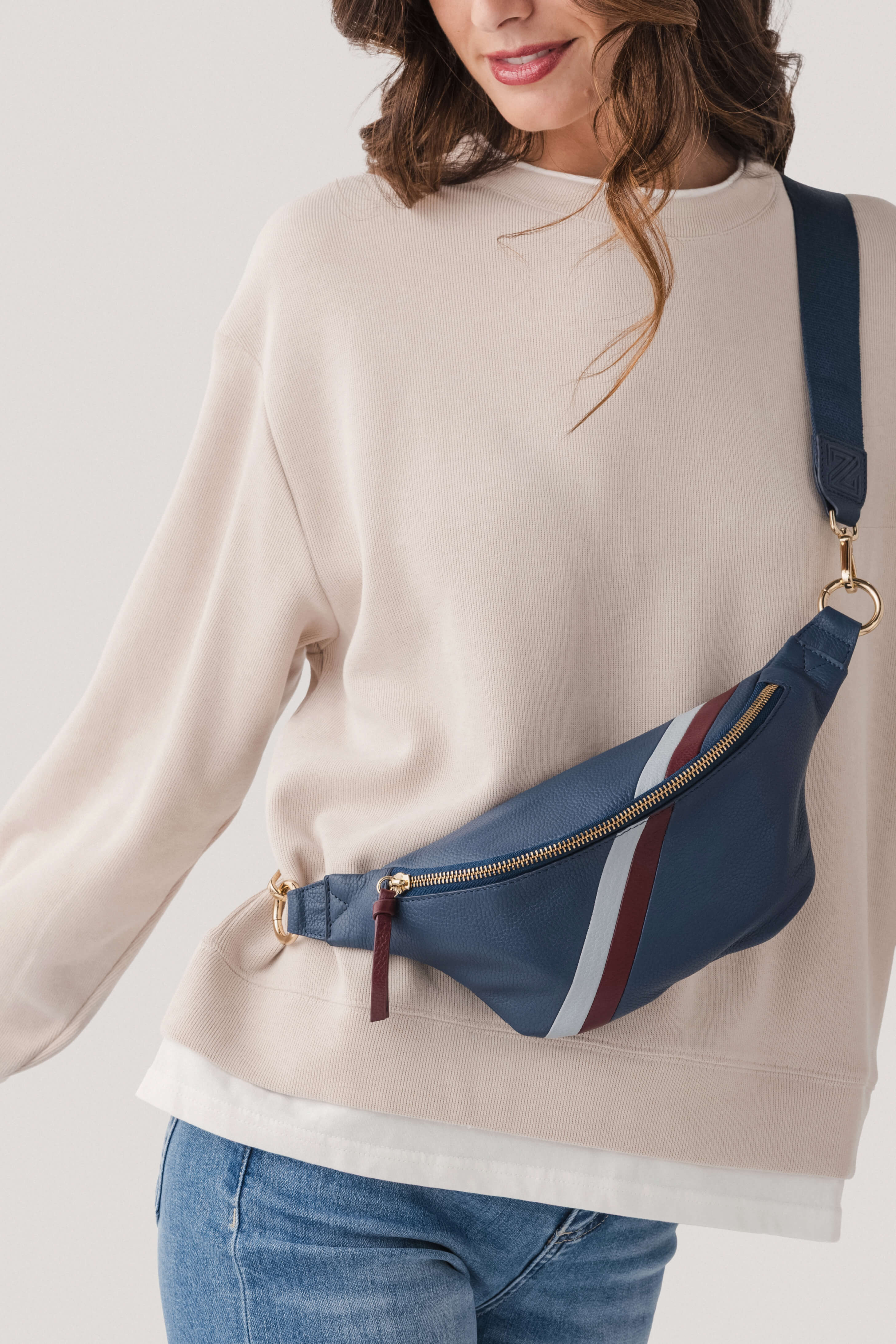 Capital Z Soul Sister Sling Bag – Social Threads