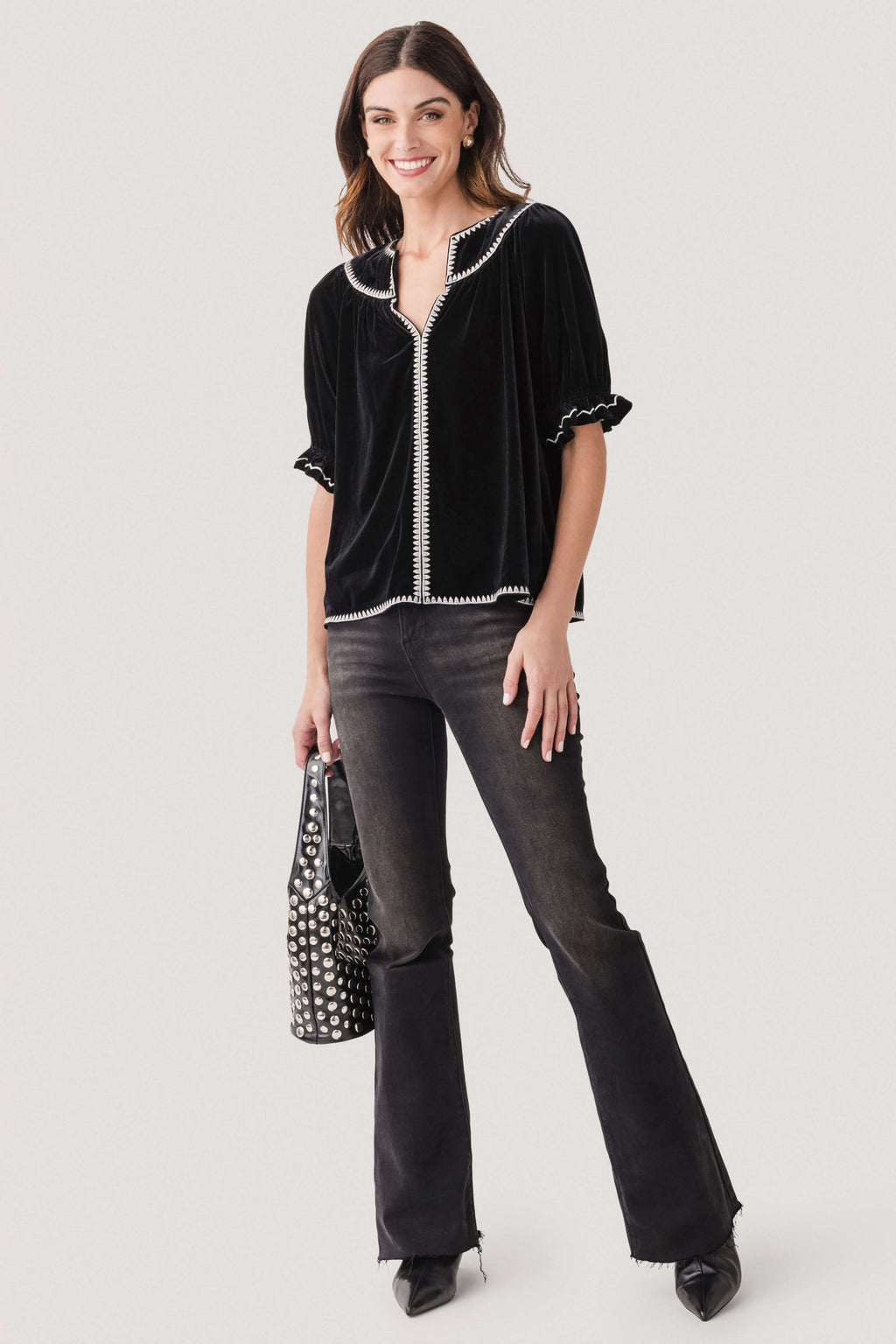 Fate Puff Sleeve Embroidered Velvet Top