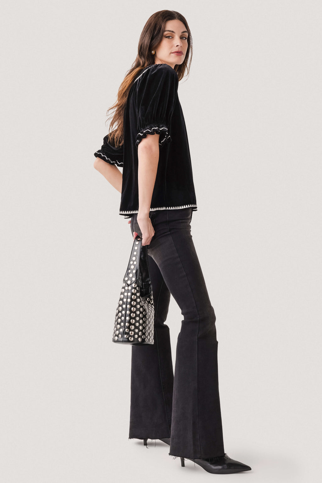 Fate Puff Sleeve Embroidered Velvet Top