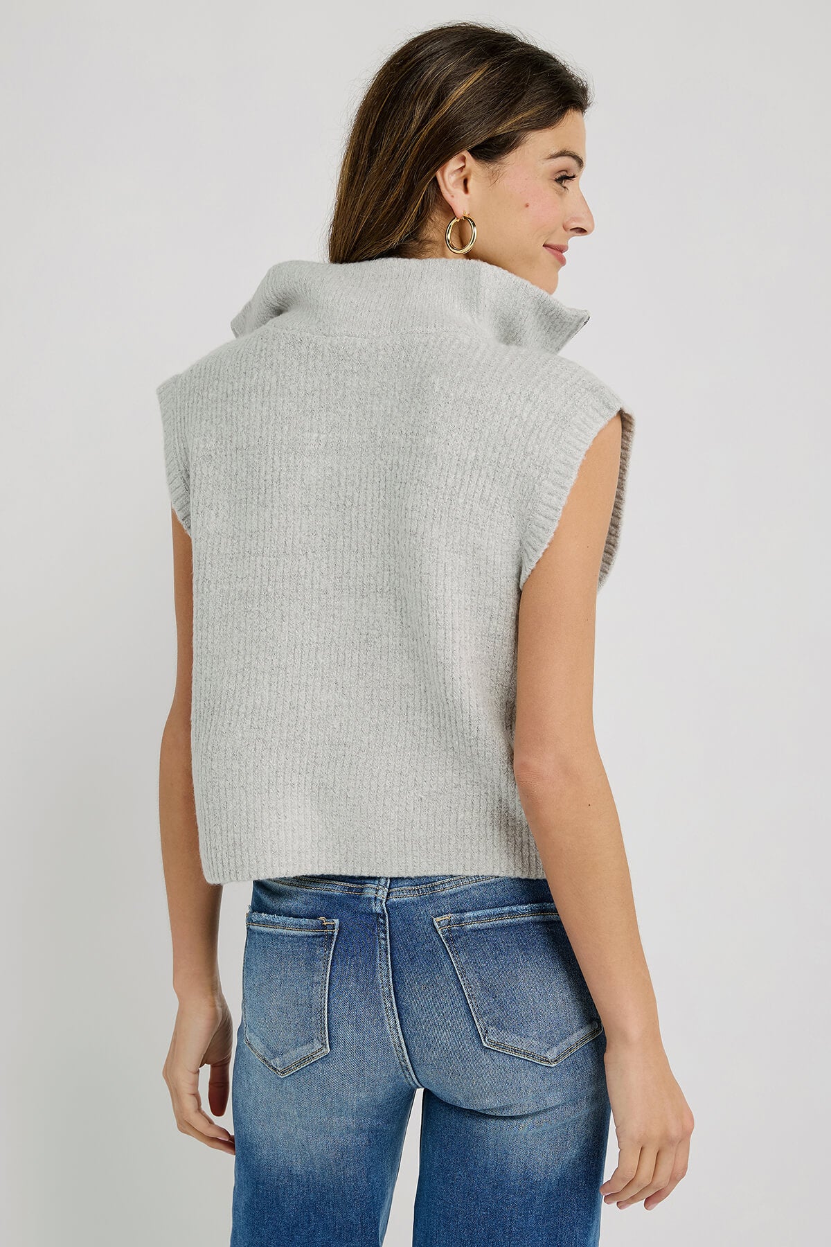 RD Style Enid Sleeveless Troyer Neck Pullover