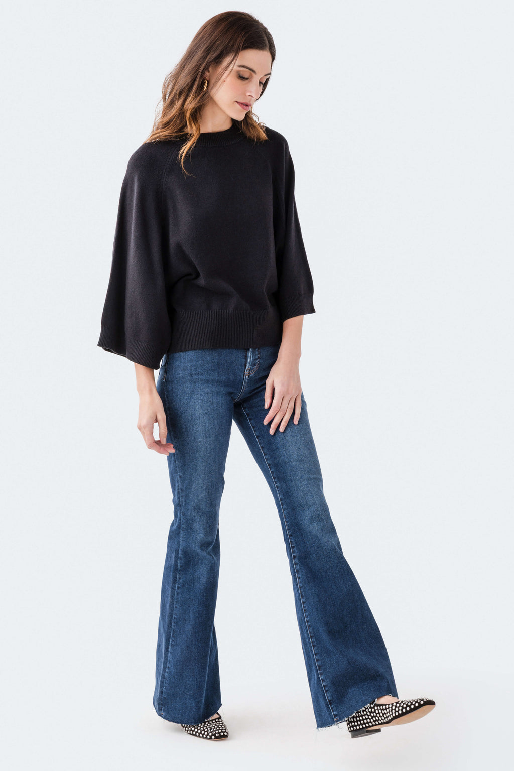 Fate Raglan 3/4 Sleeve Sweater