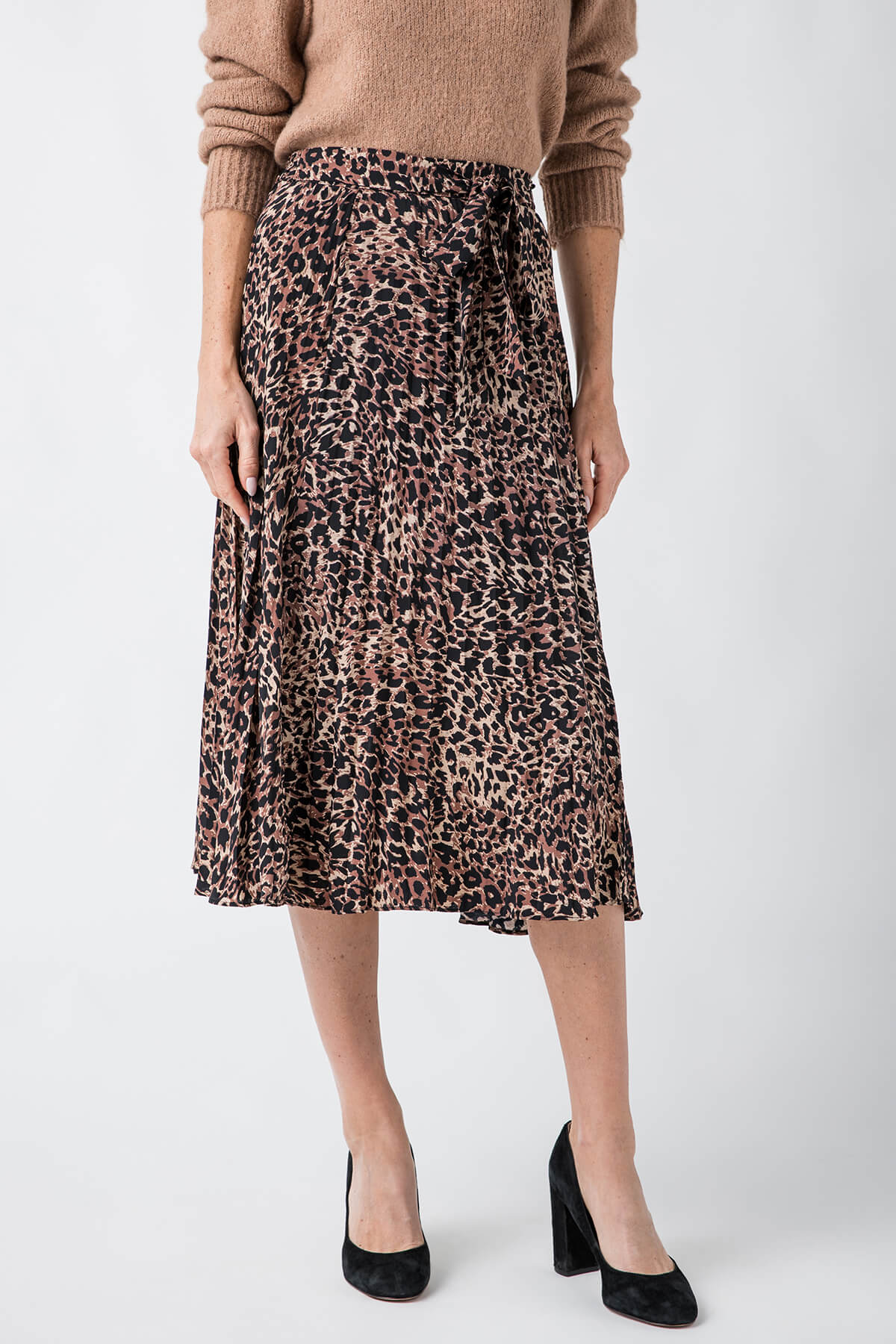 Skirts | Midi & Mini | Social Threads