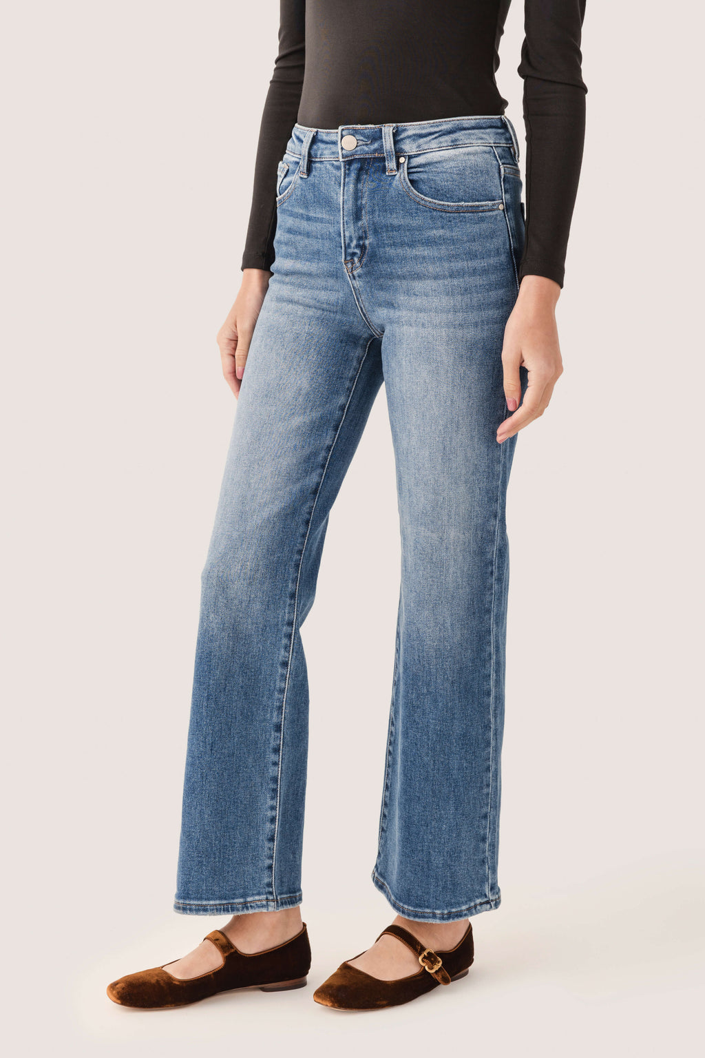 Risen Sophie High Rise Relaxed Straightleg Jeans
