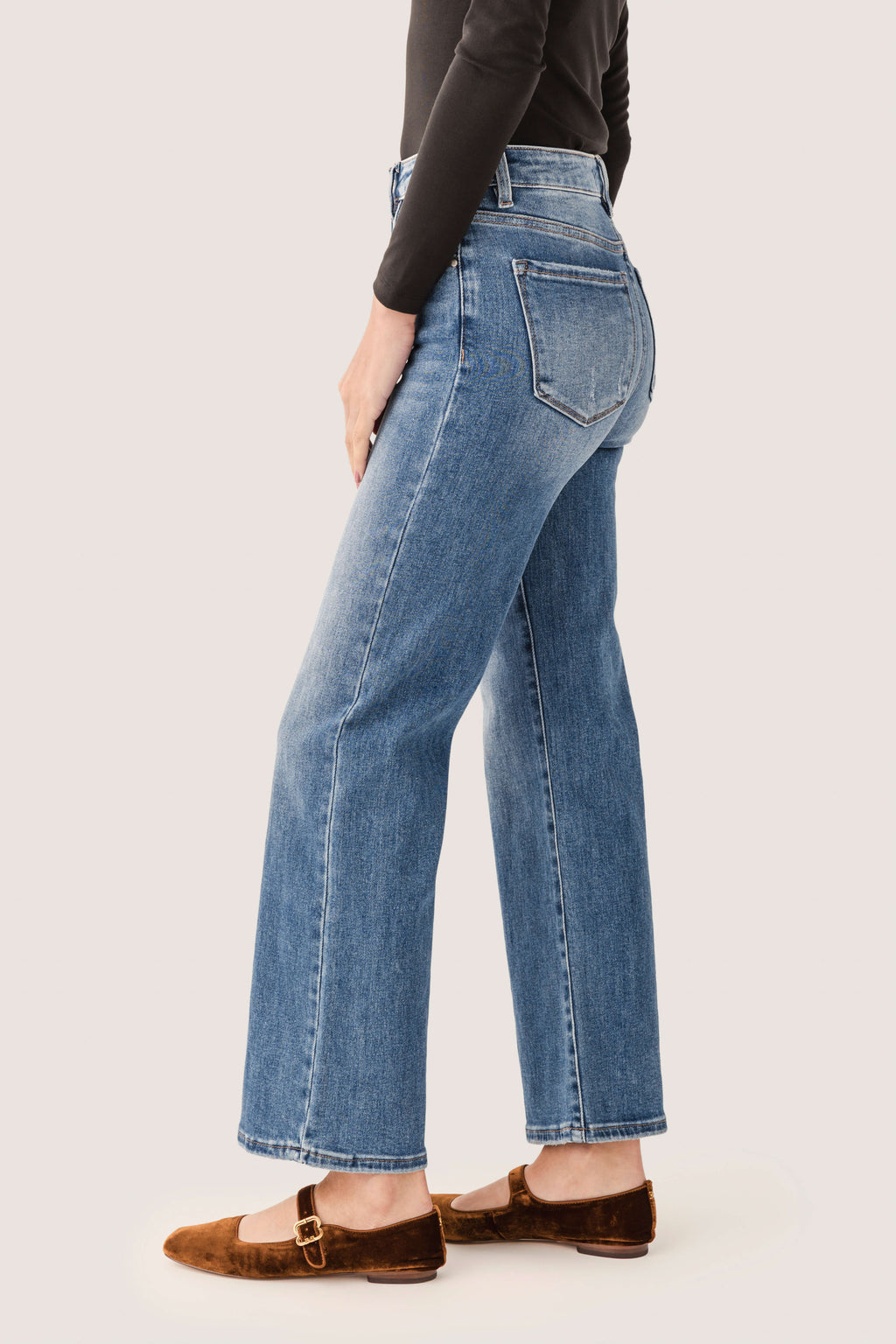 Risen Sophie High Rise Relaxed Straightleg Jeans