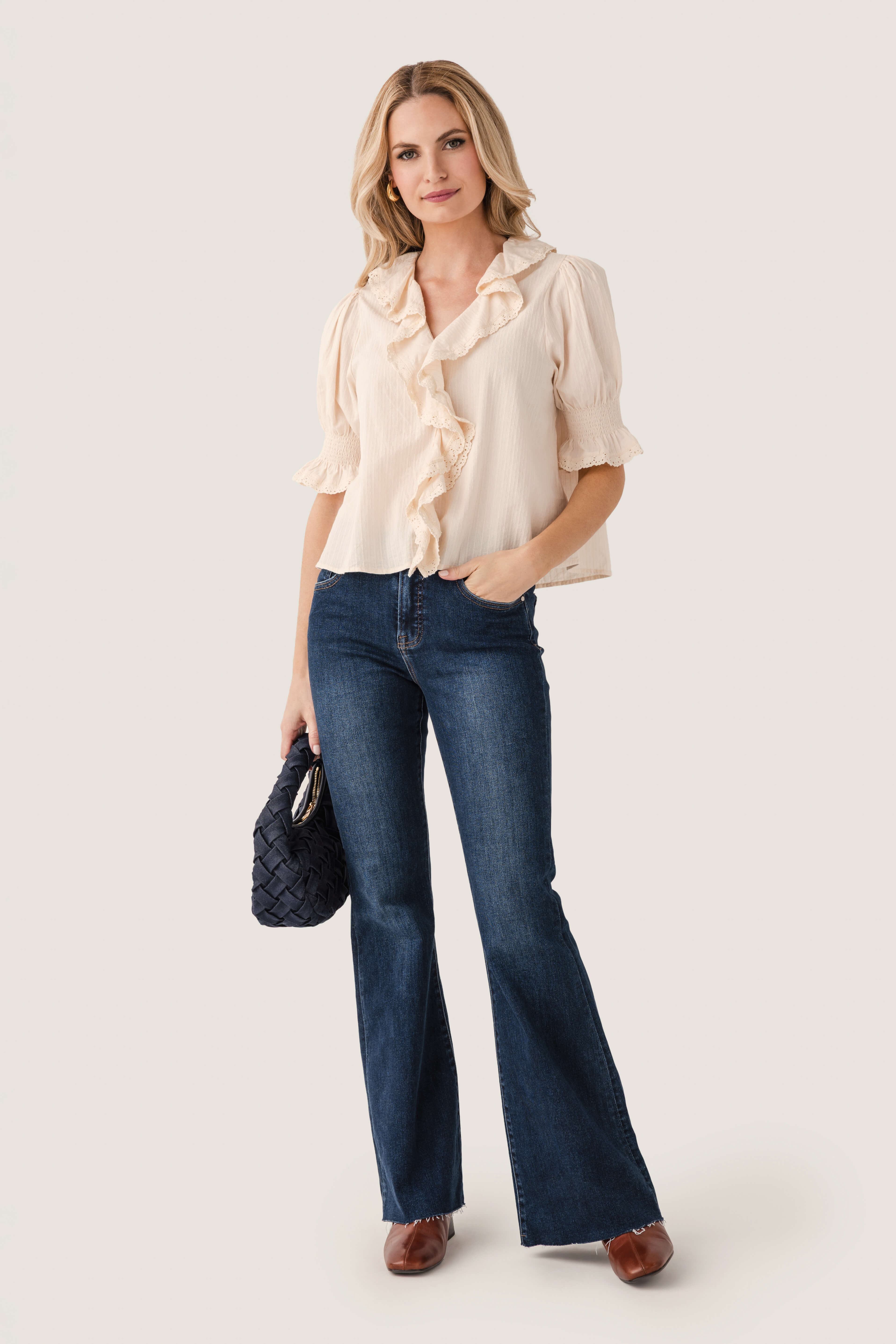 Raisonnel Ruffle Hem Top