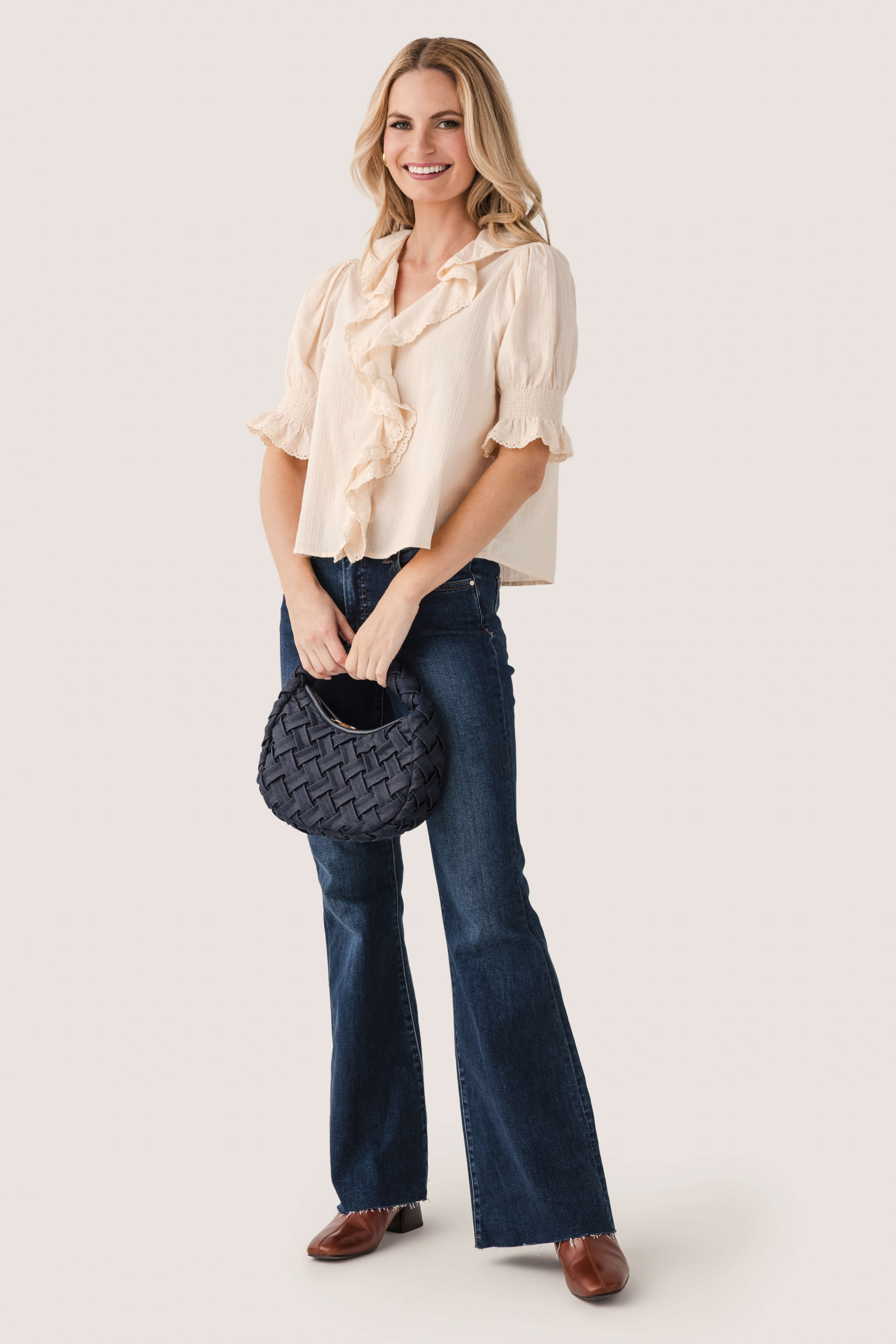 Raisonnel Ruffle Hem Top