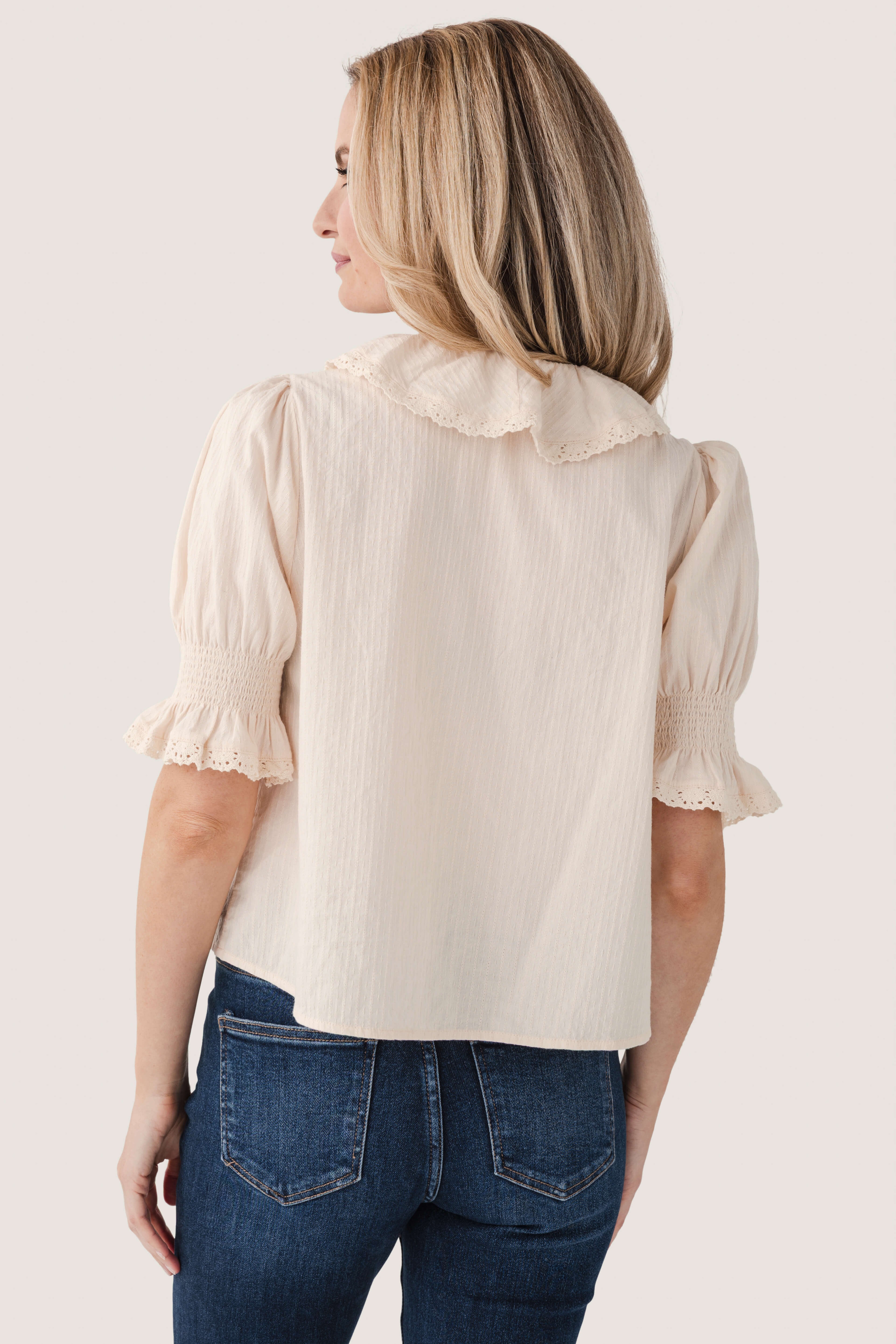 Raisonnel Ruffle Hem Top