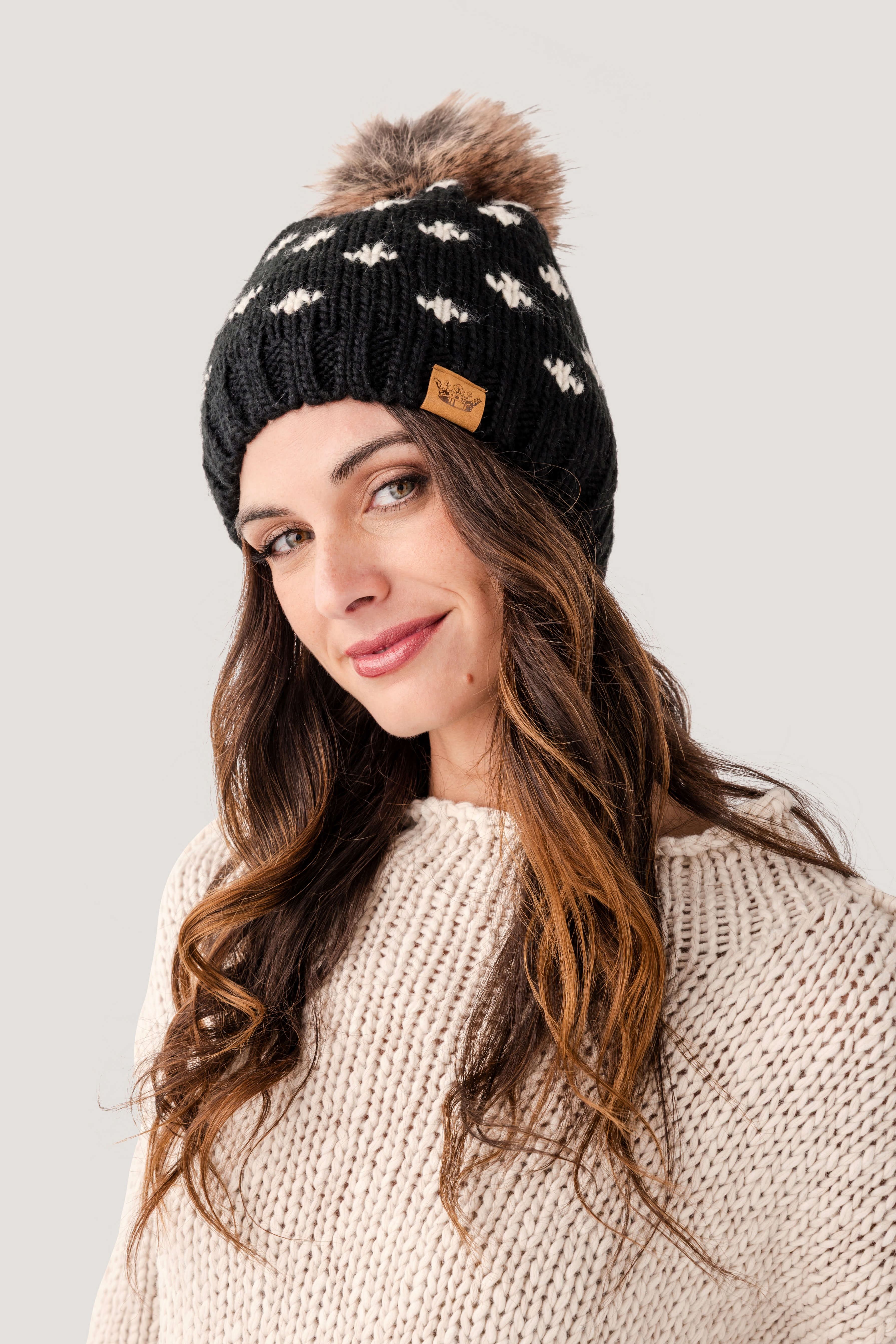 Panache Fleur-De-Lis Pom Hat