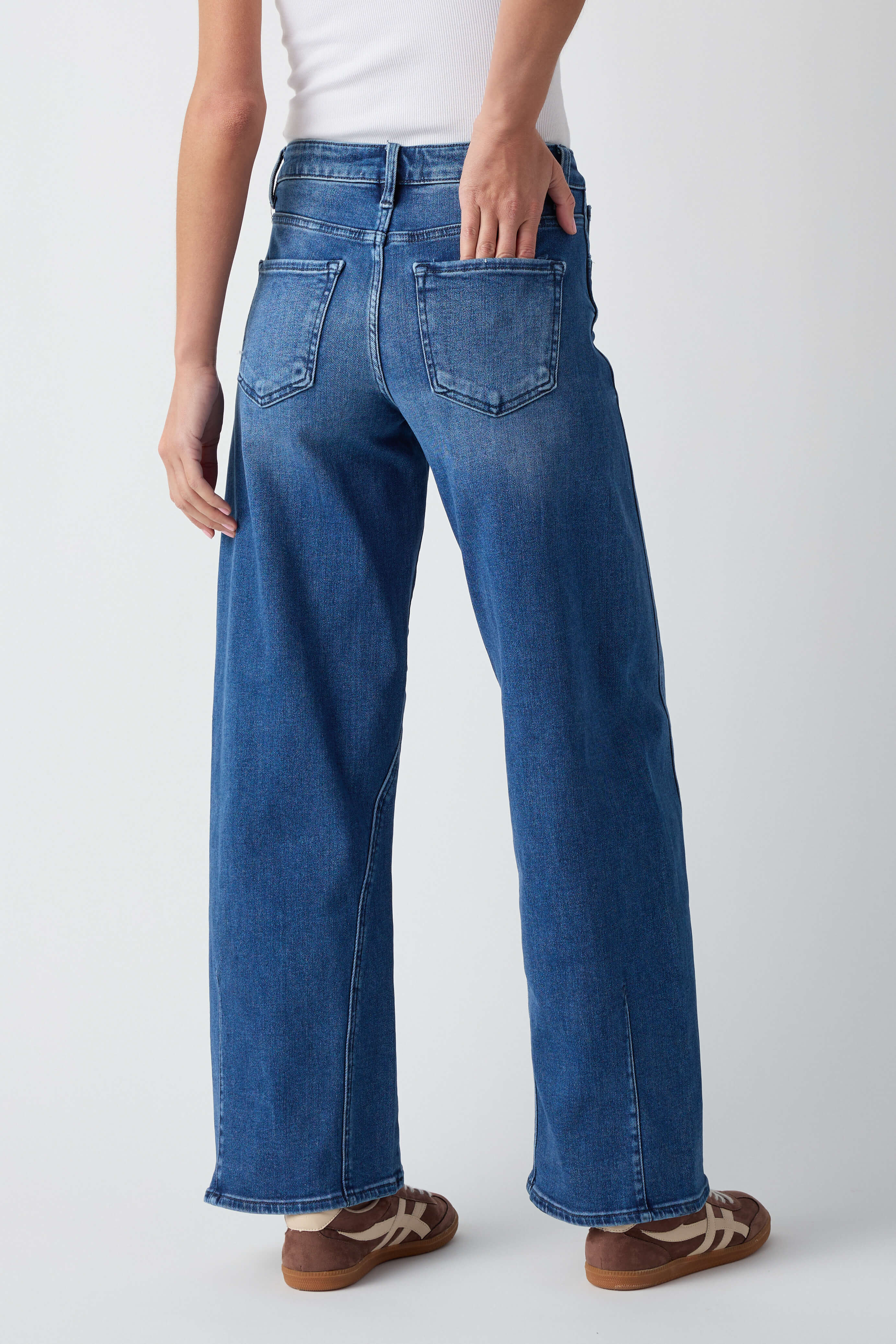 Risen Amira Mid Rise Fit Barrel Jeans