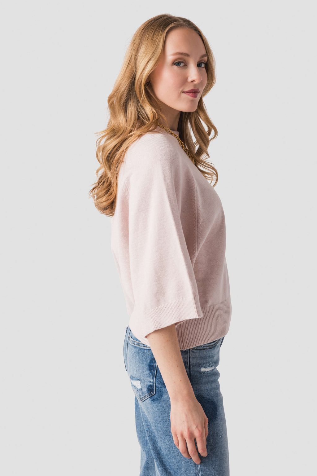 Fate Raglan 3/4 Sleeve Sweater