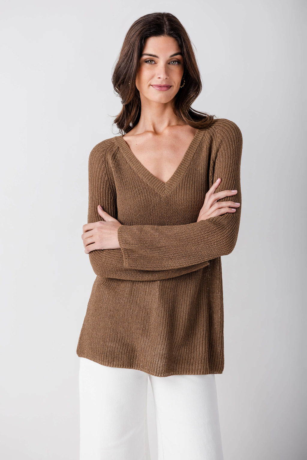 Dress Forum Lightweight V-Neck Sweater