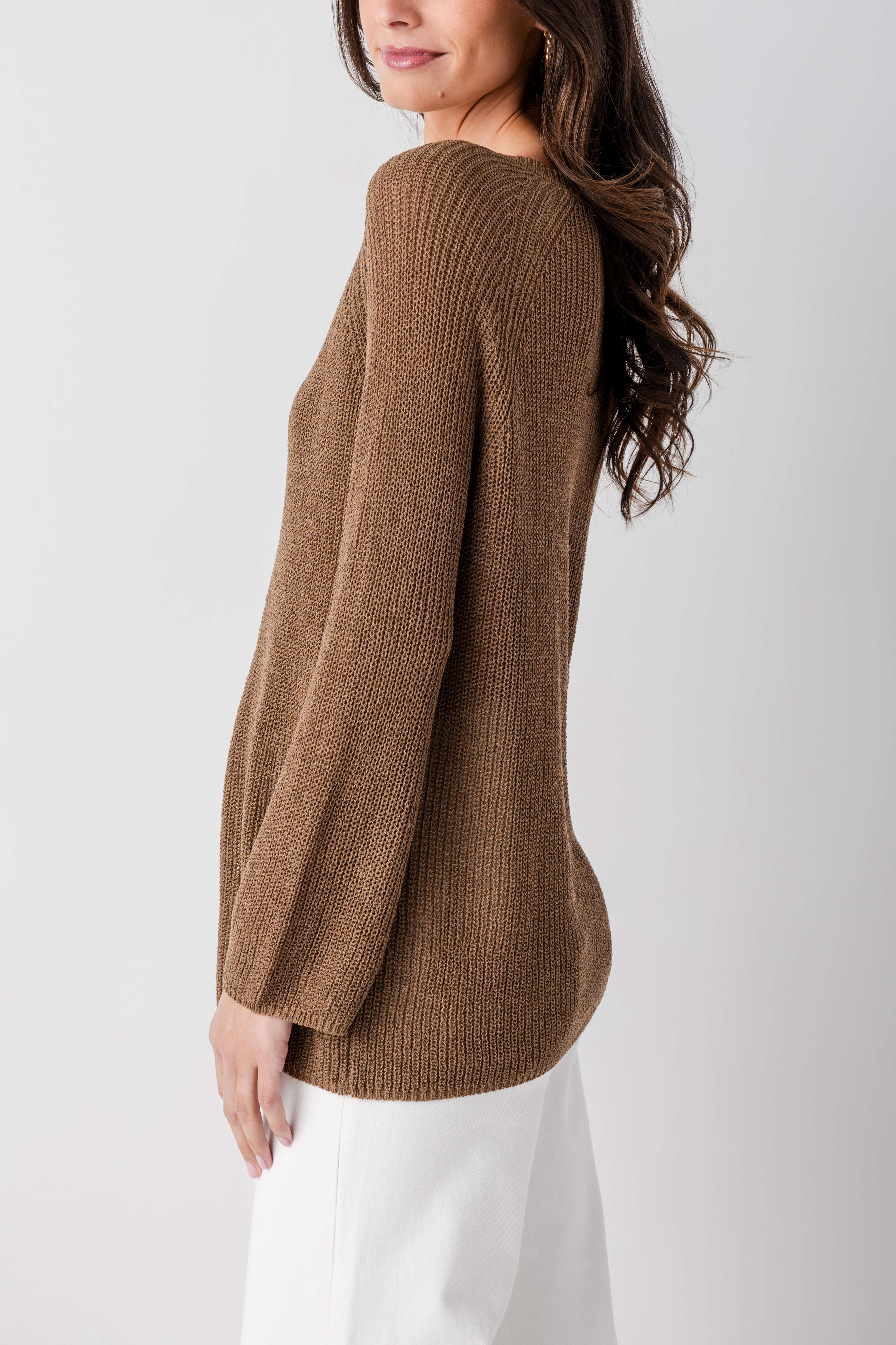 Dress Forum Lightweight V-Neck Sweater
