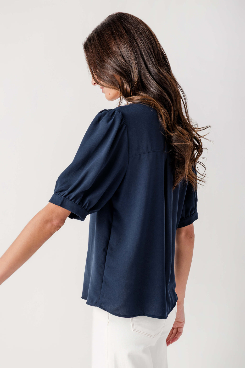 Voy Everyday Puff Sleeve Top