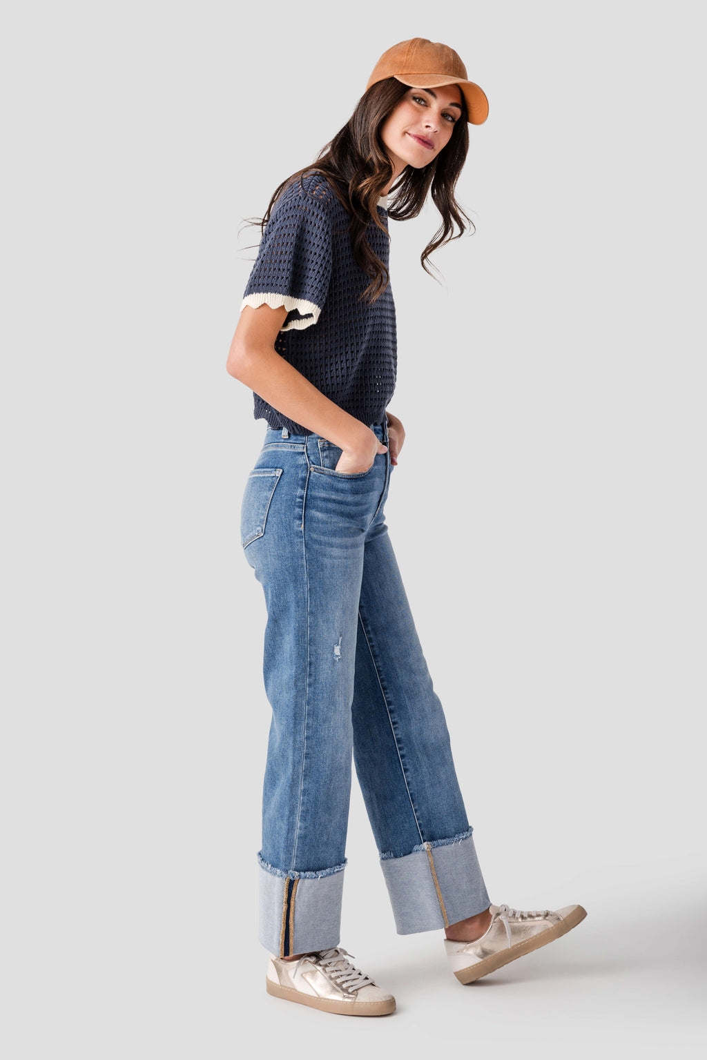 Miou Muse Scalloped Trim Knit Top