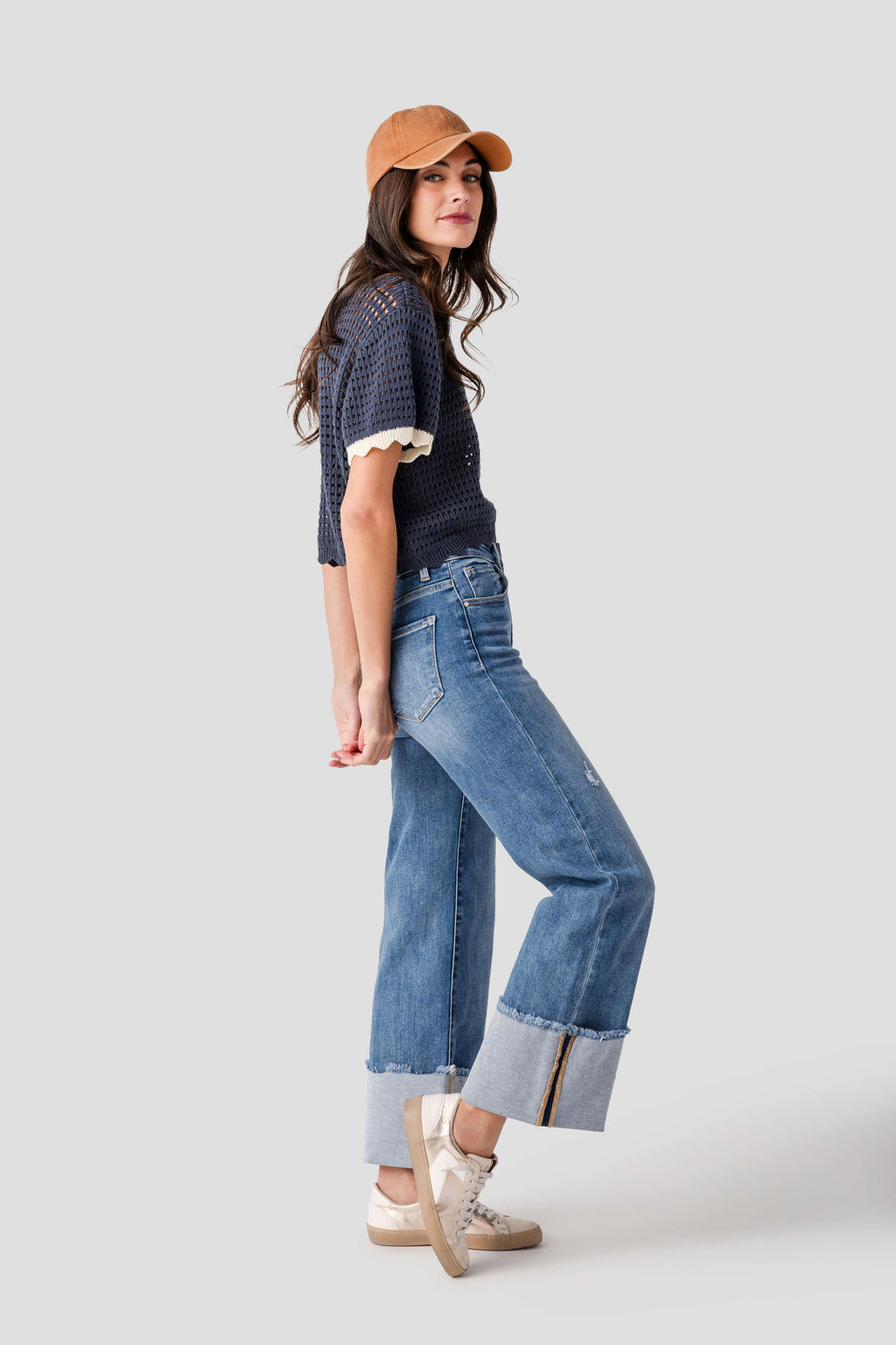 Miou Muse Scalloped Trim Knit Top