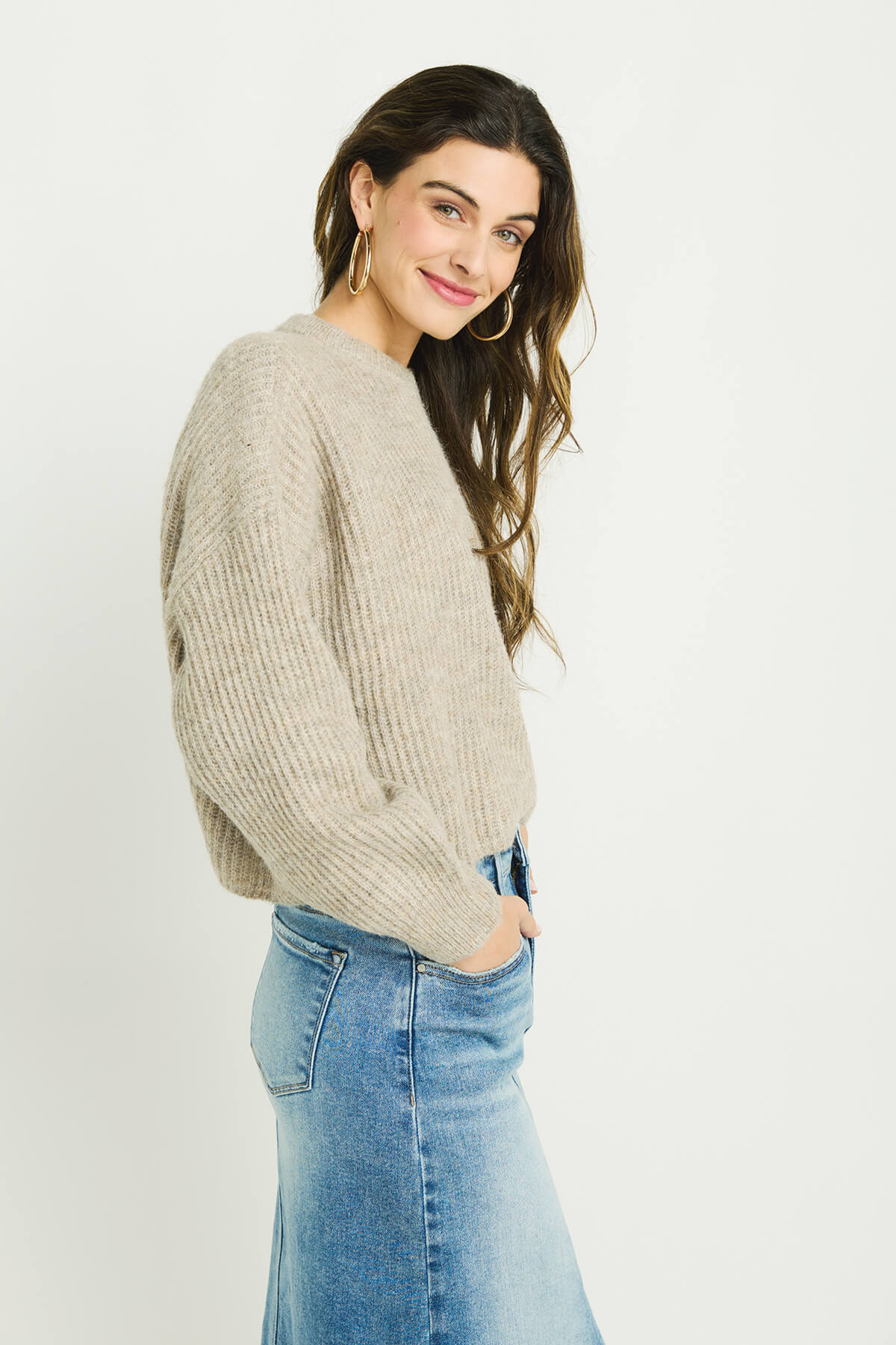 Nia Ariana Sweater