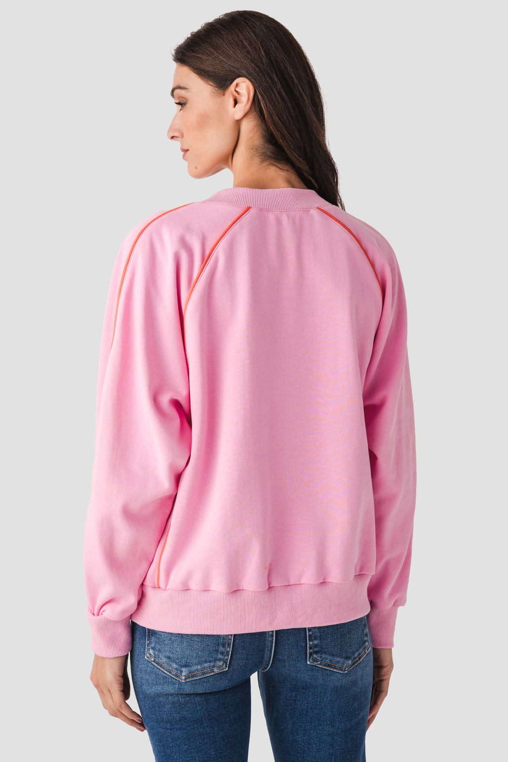 Fate Contrast Piping Raglan Sleeve Sweatshirt