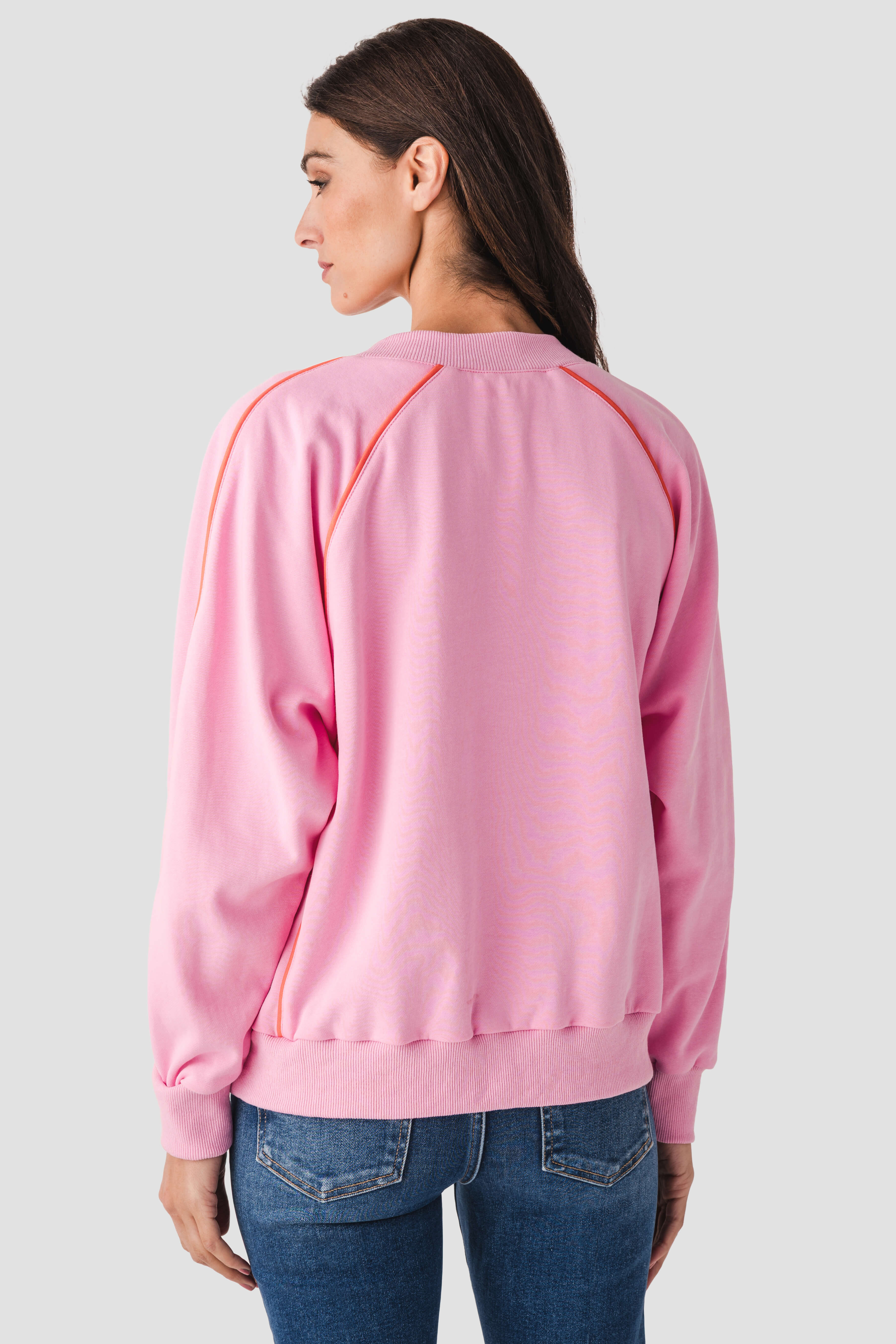 Fate Contrast Piping Raglan Sleeve Sweatshirt